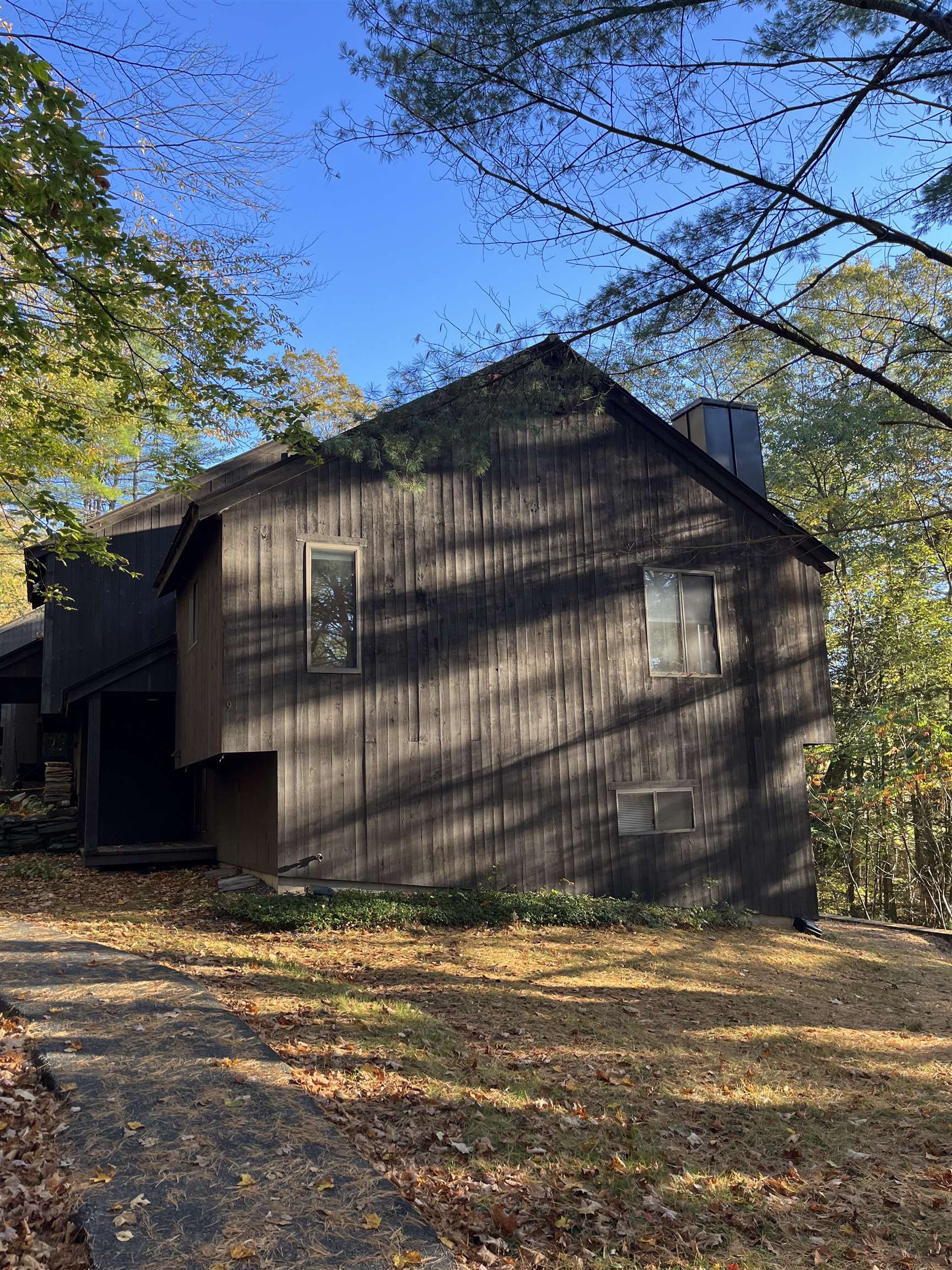 401 Old Quechee Road Unit: 9A