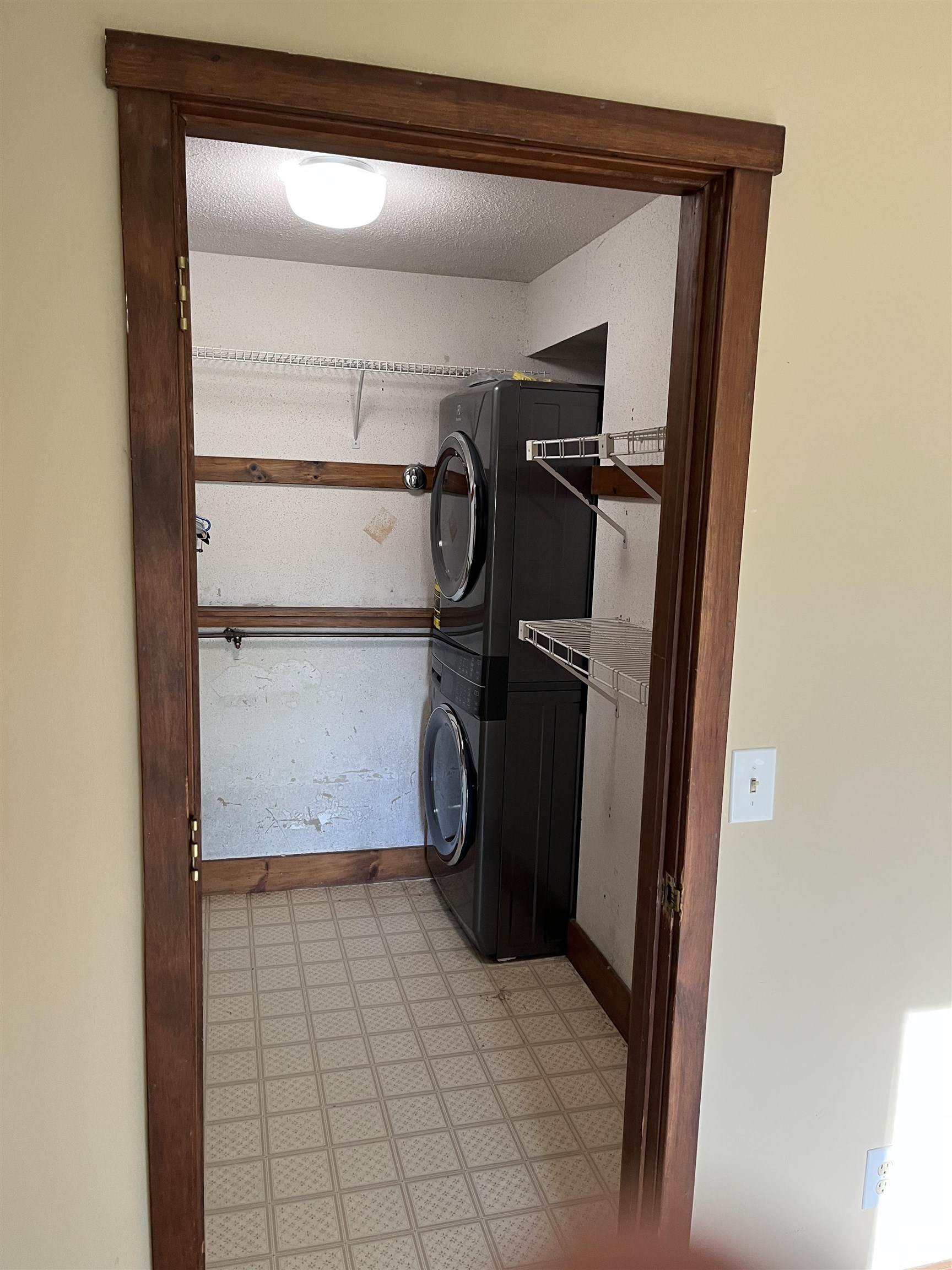 401 Old Quechee Road Unit: 9A