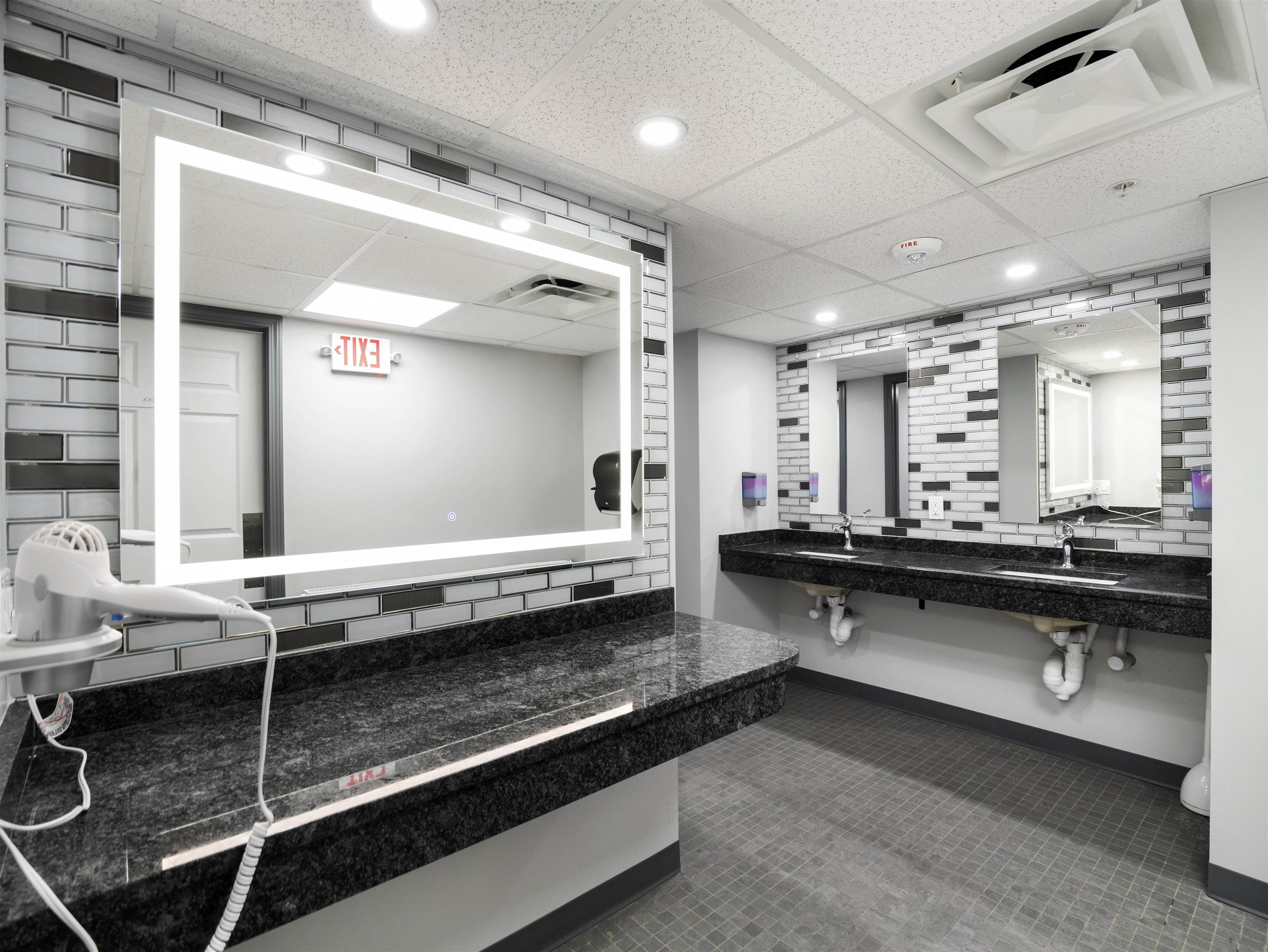 133 East Mountain Road Unit: 3F8