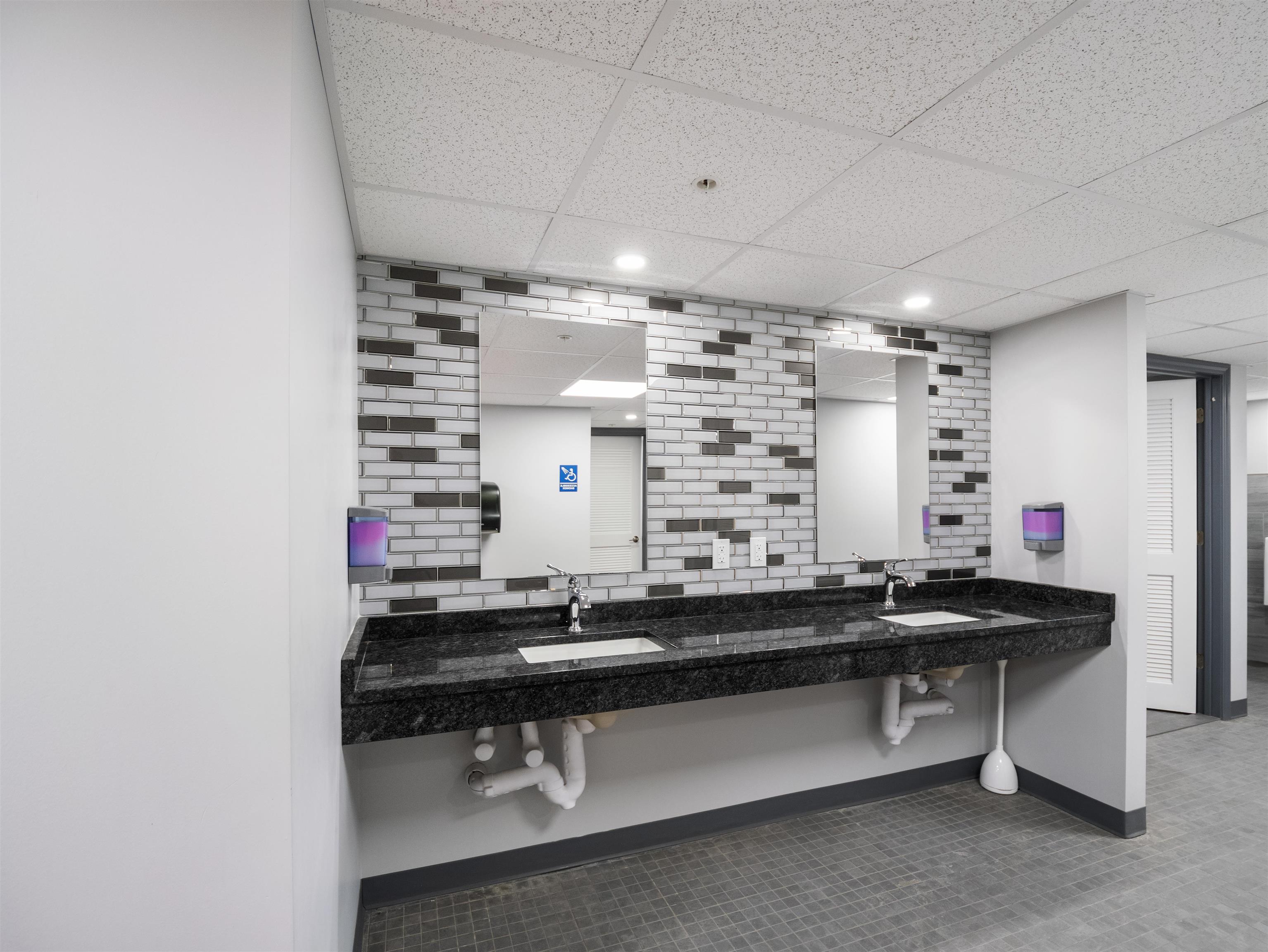 133 East Mountain Road Unit: 3F8