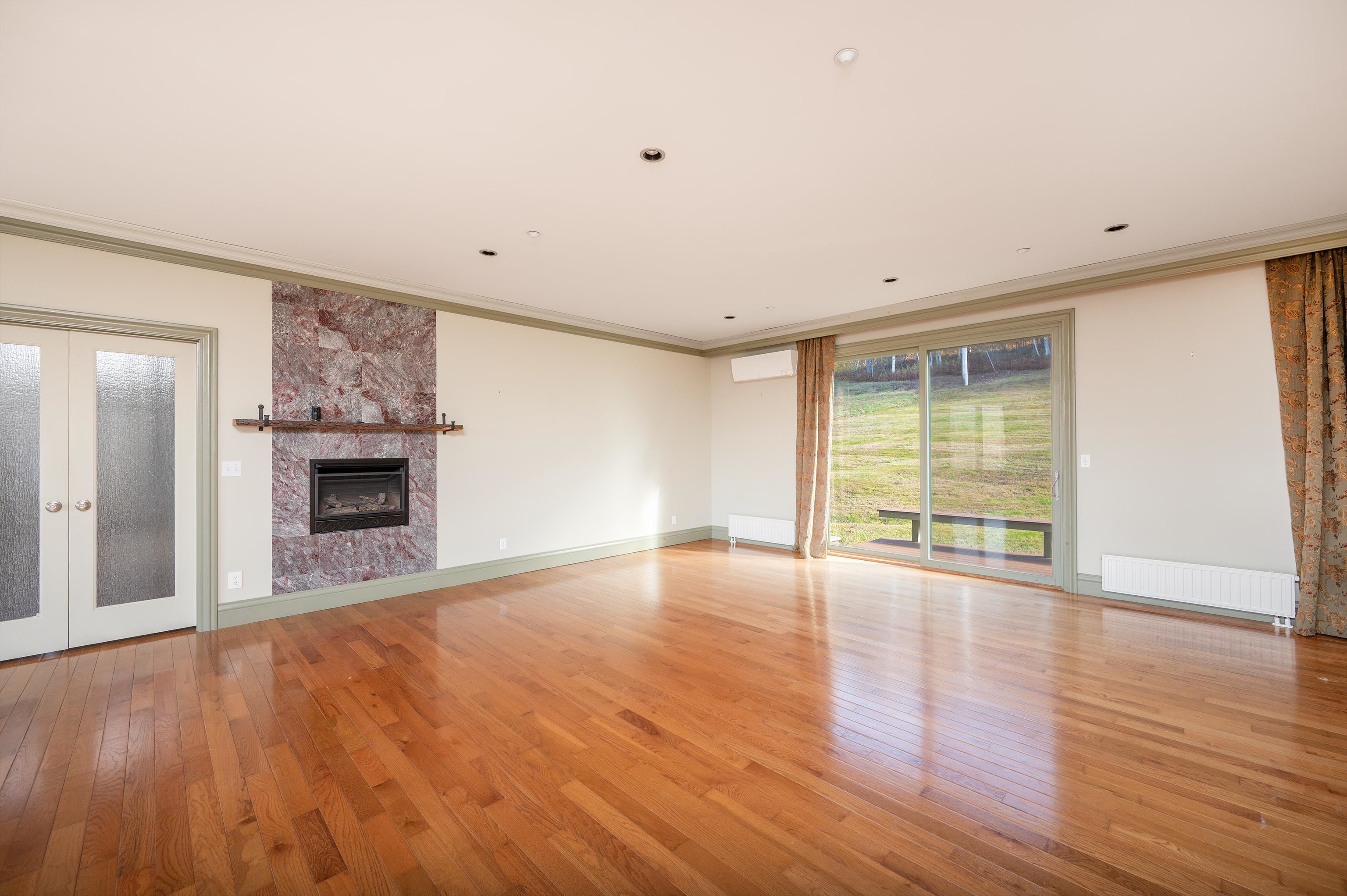 411 Wood Road