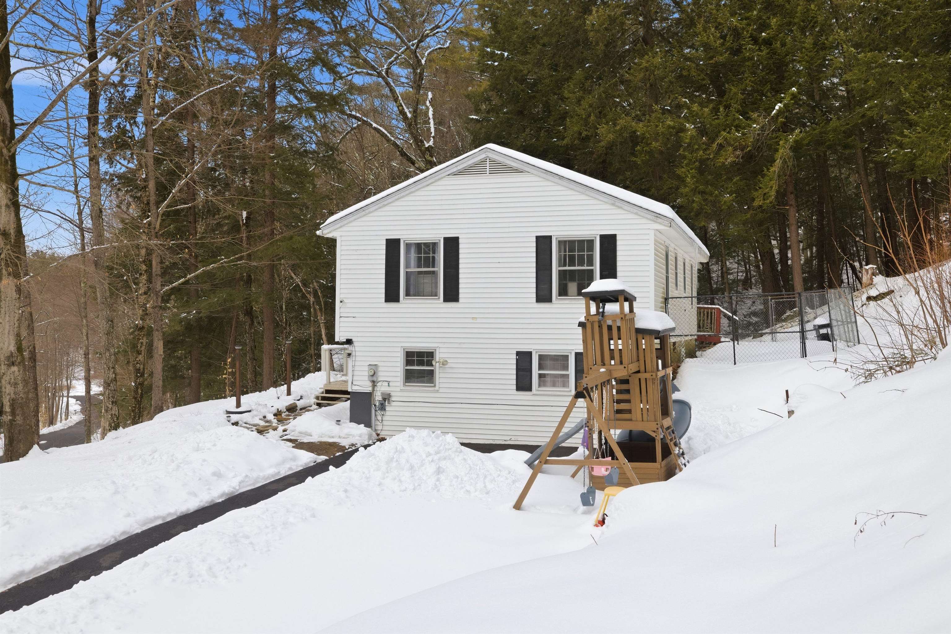 82 Scotts Drive