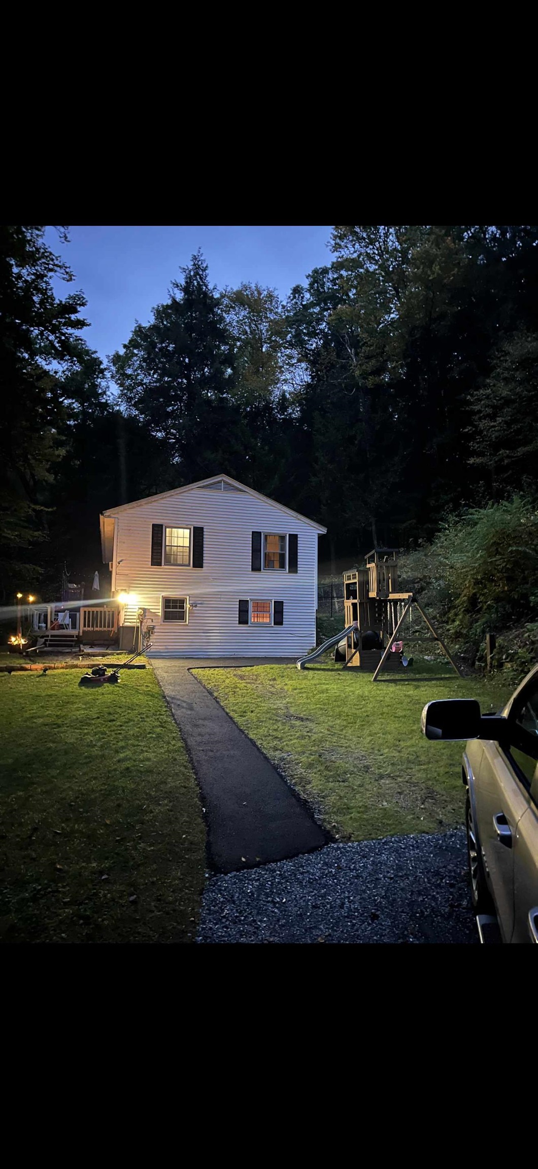 82 Scotts Drive