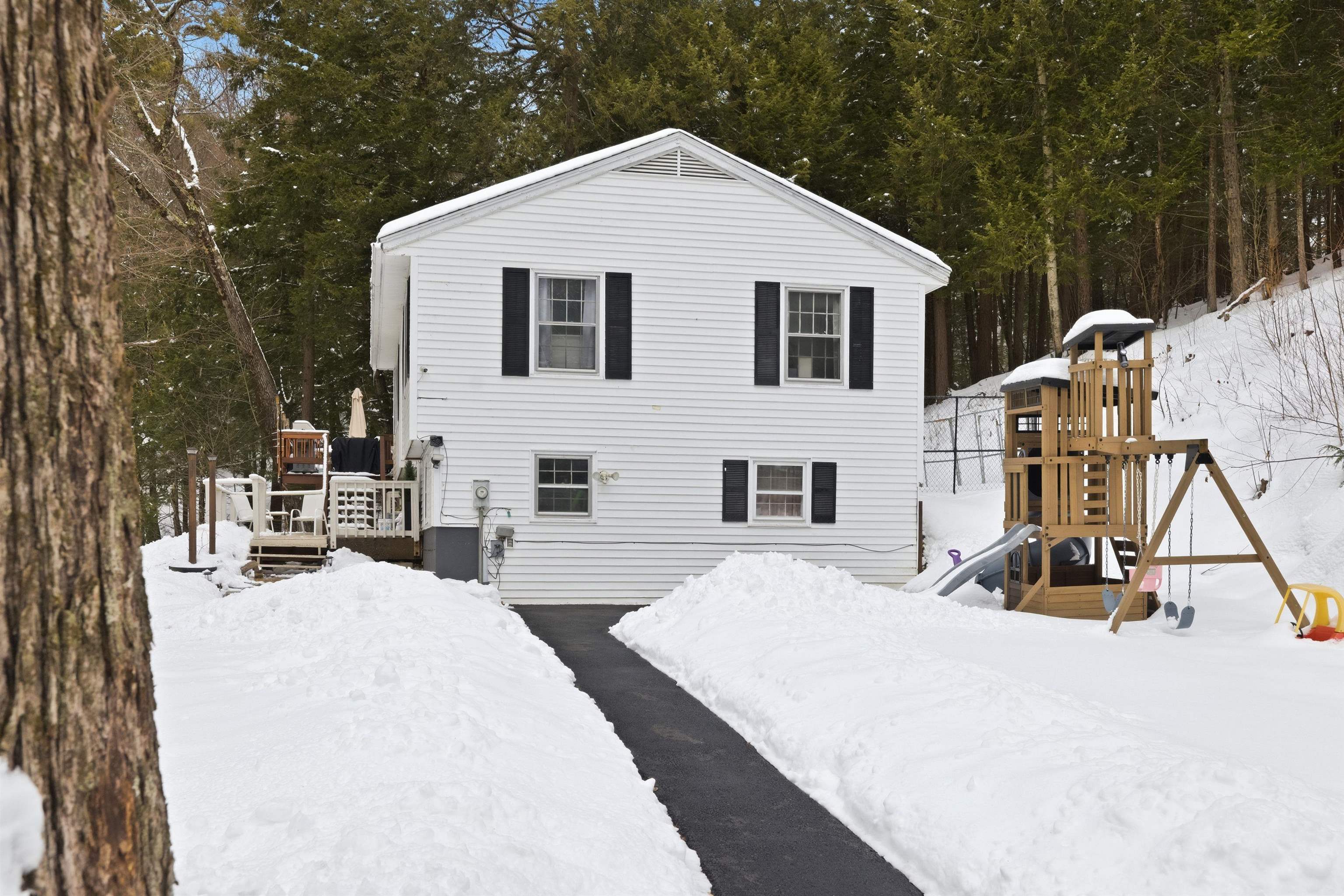 82 Scotts Drive