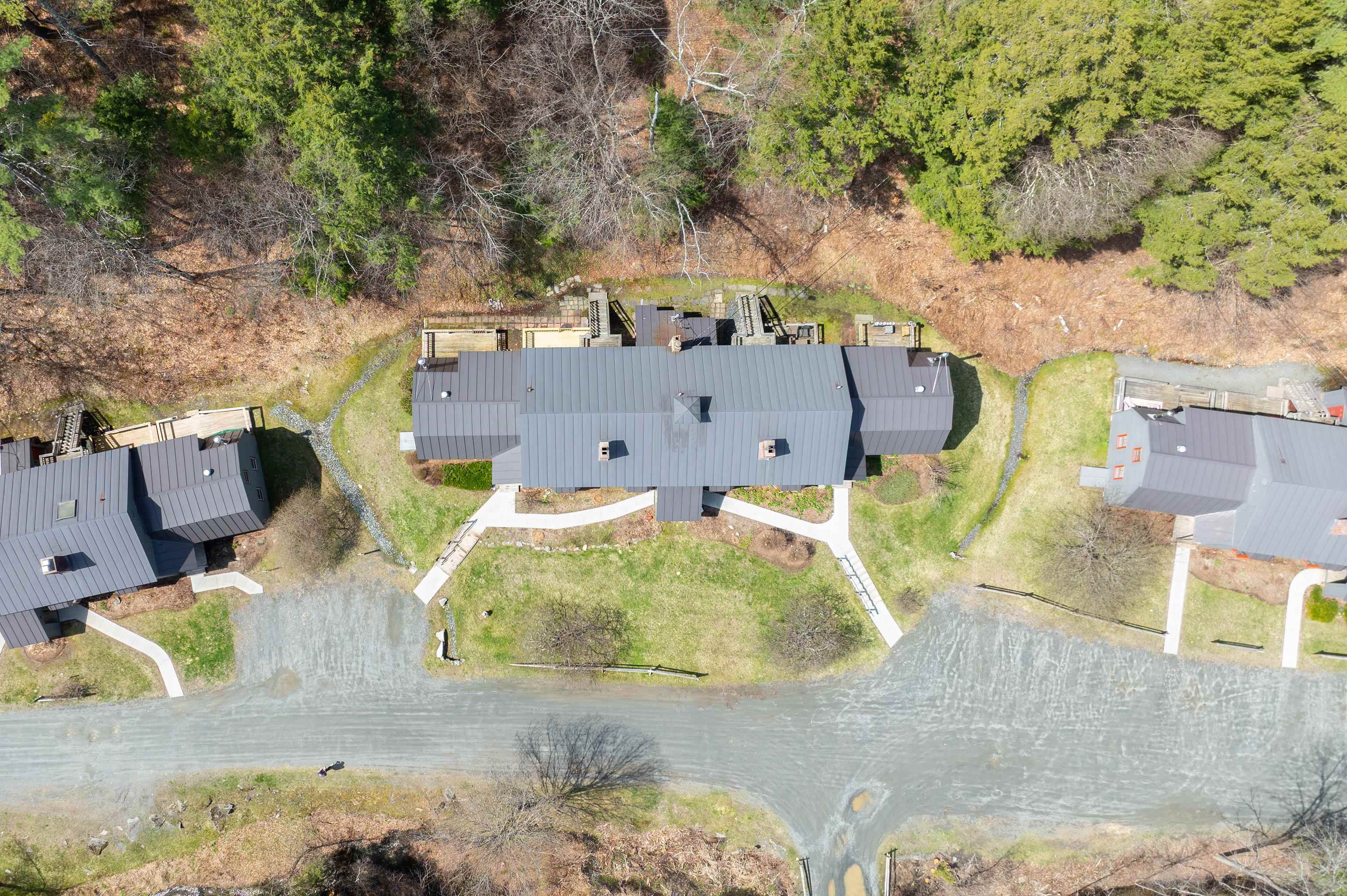 574 Willard Road Unit: 3F