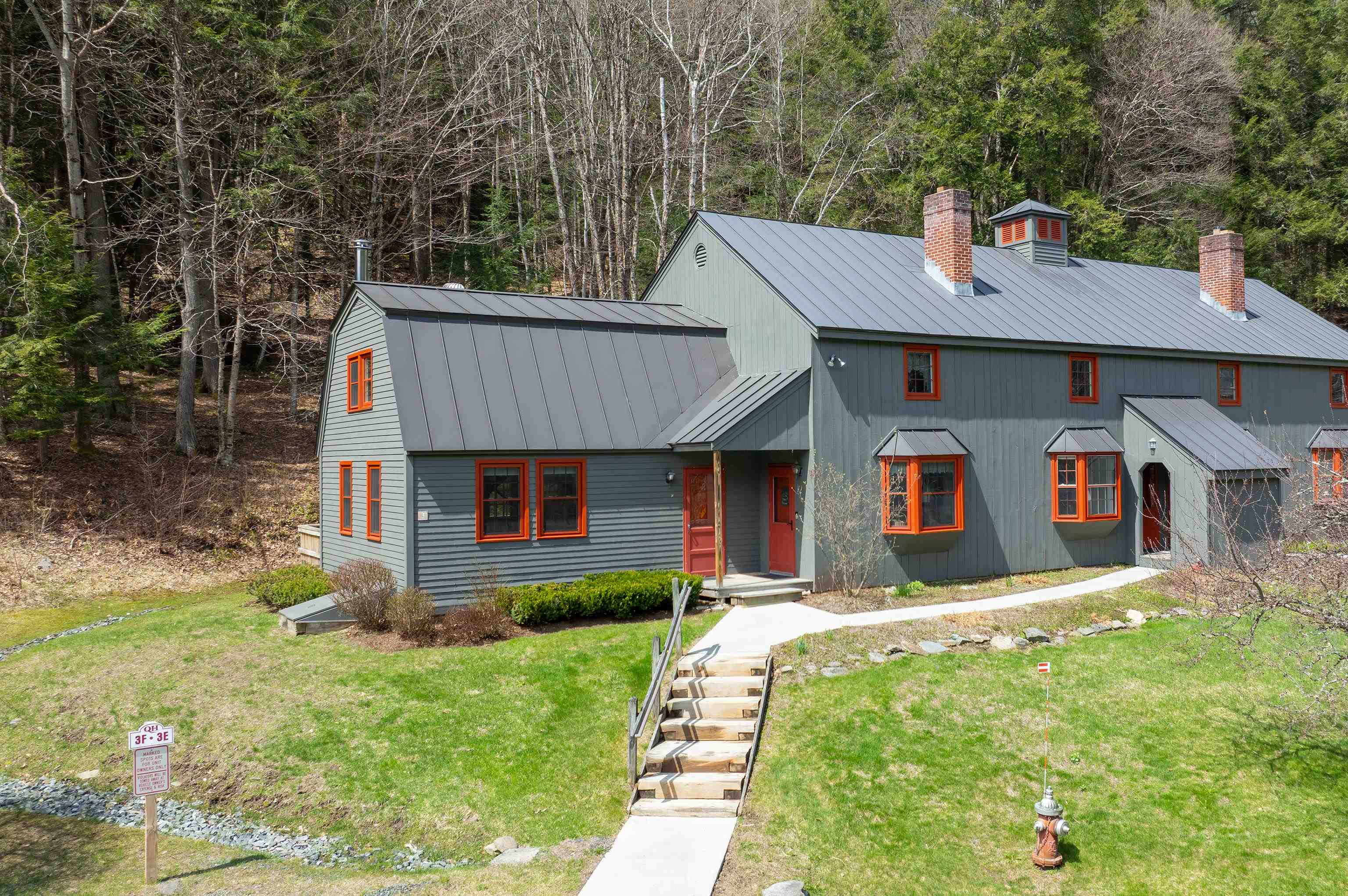 574 Willard Road Unit: 3F