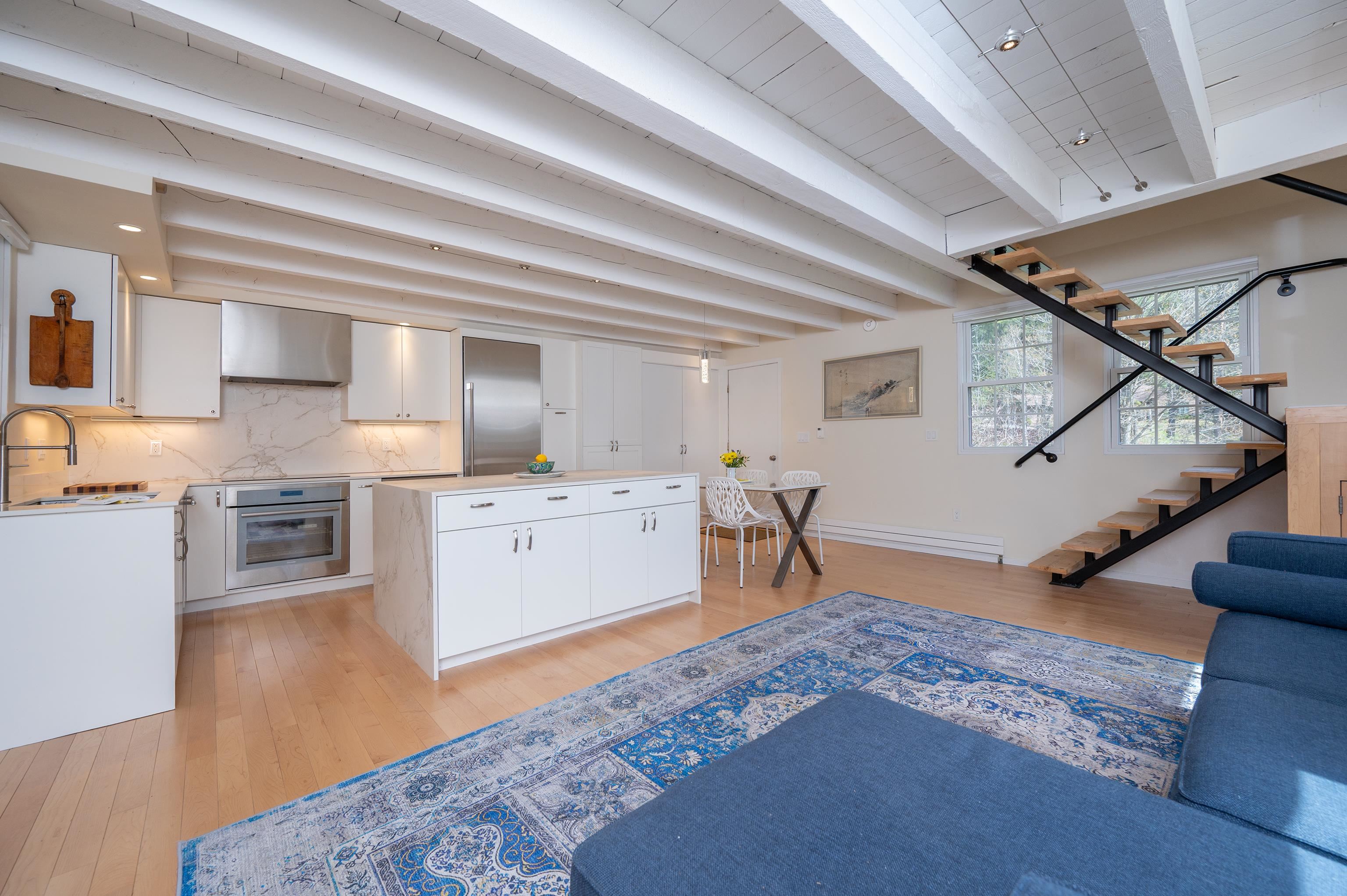 574 Willard Road Unit: 3F