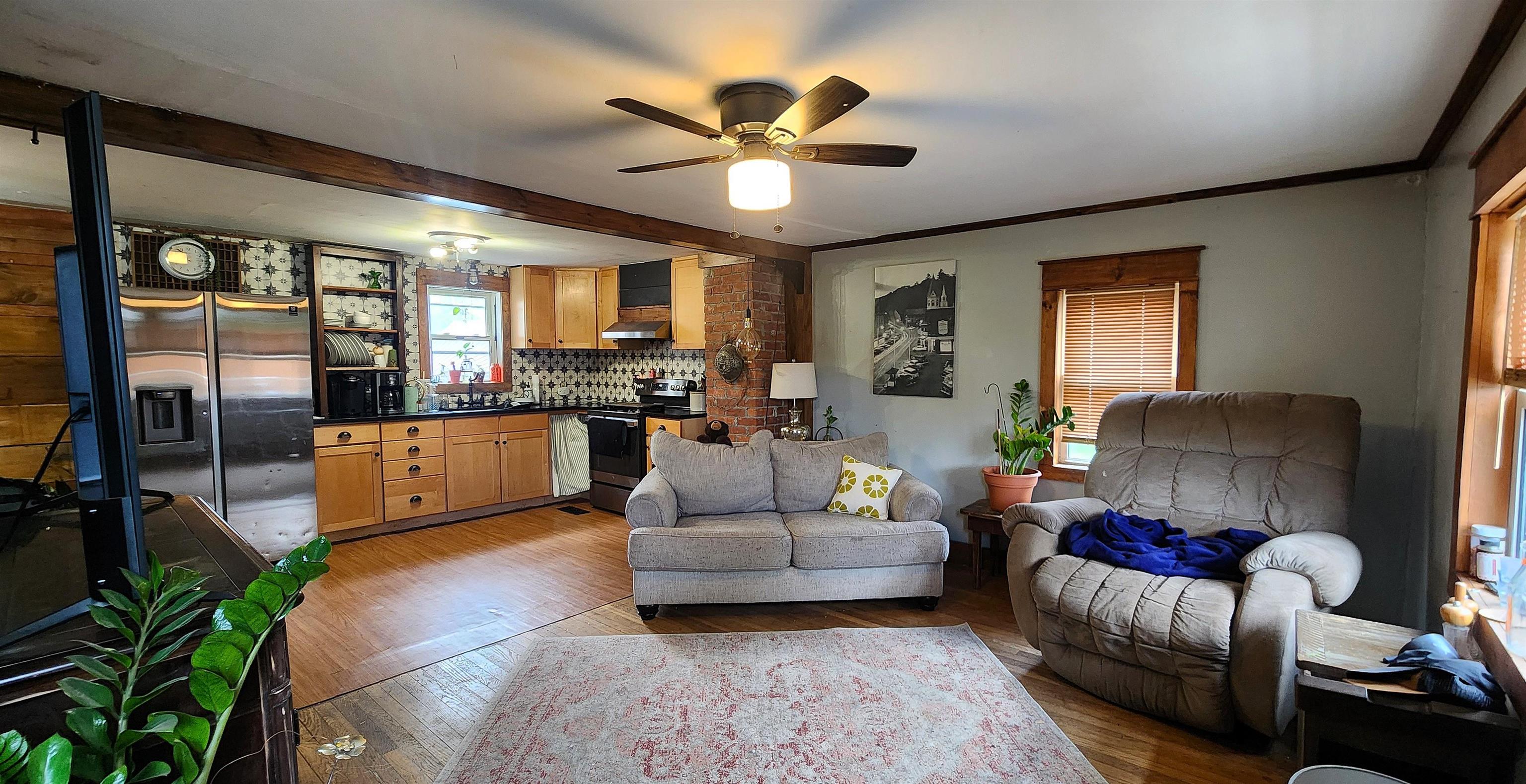 202 Mountain View