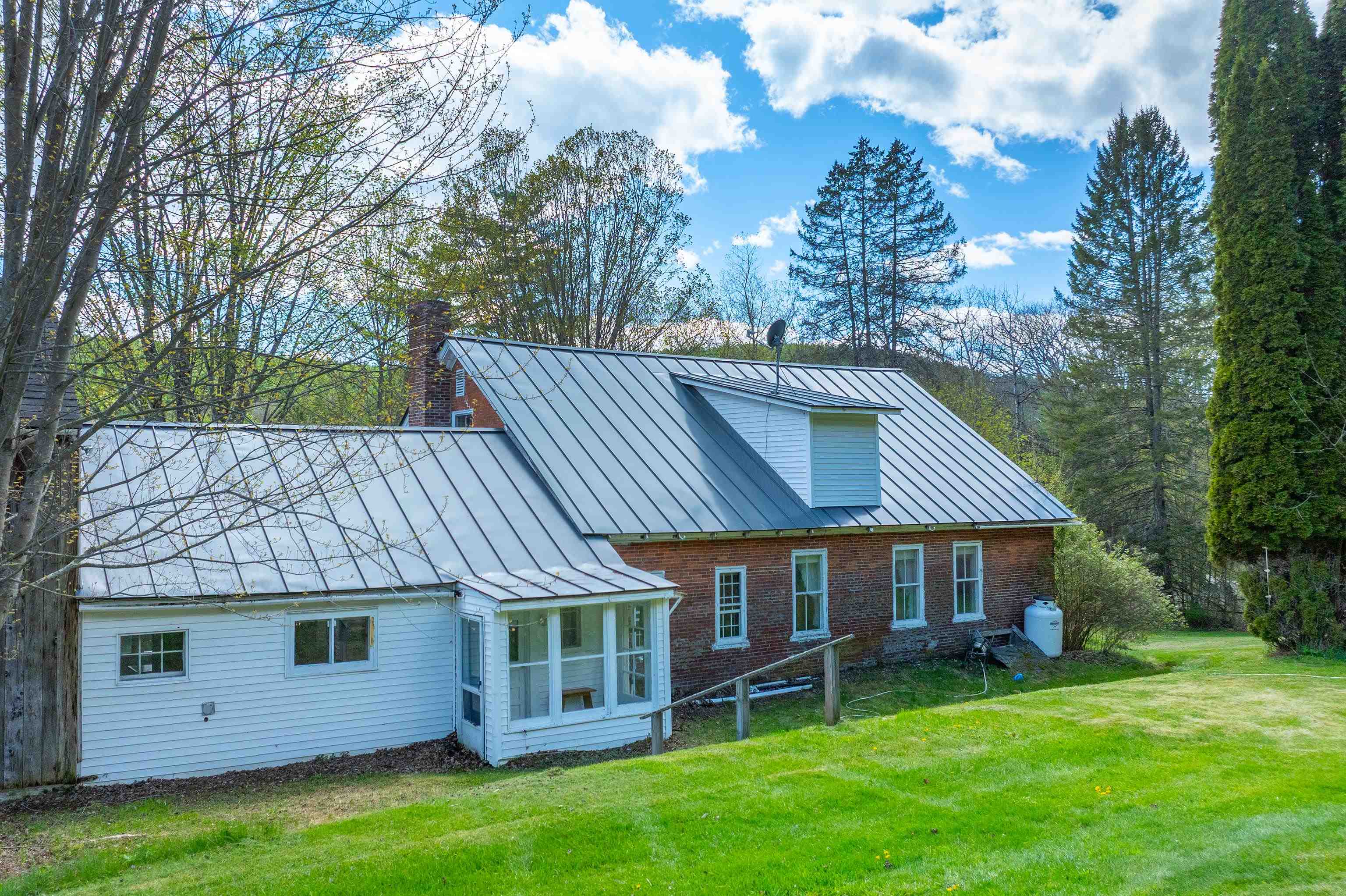 187 Bragg Hill Road