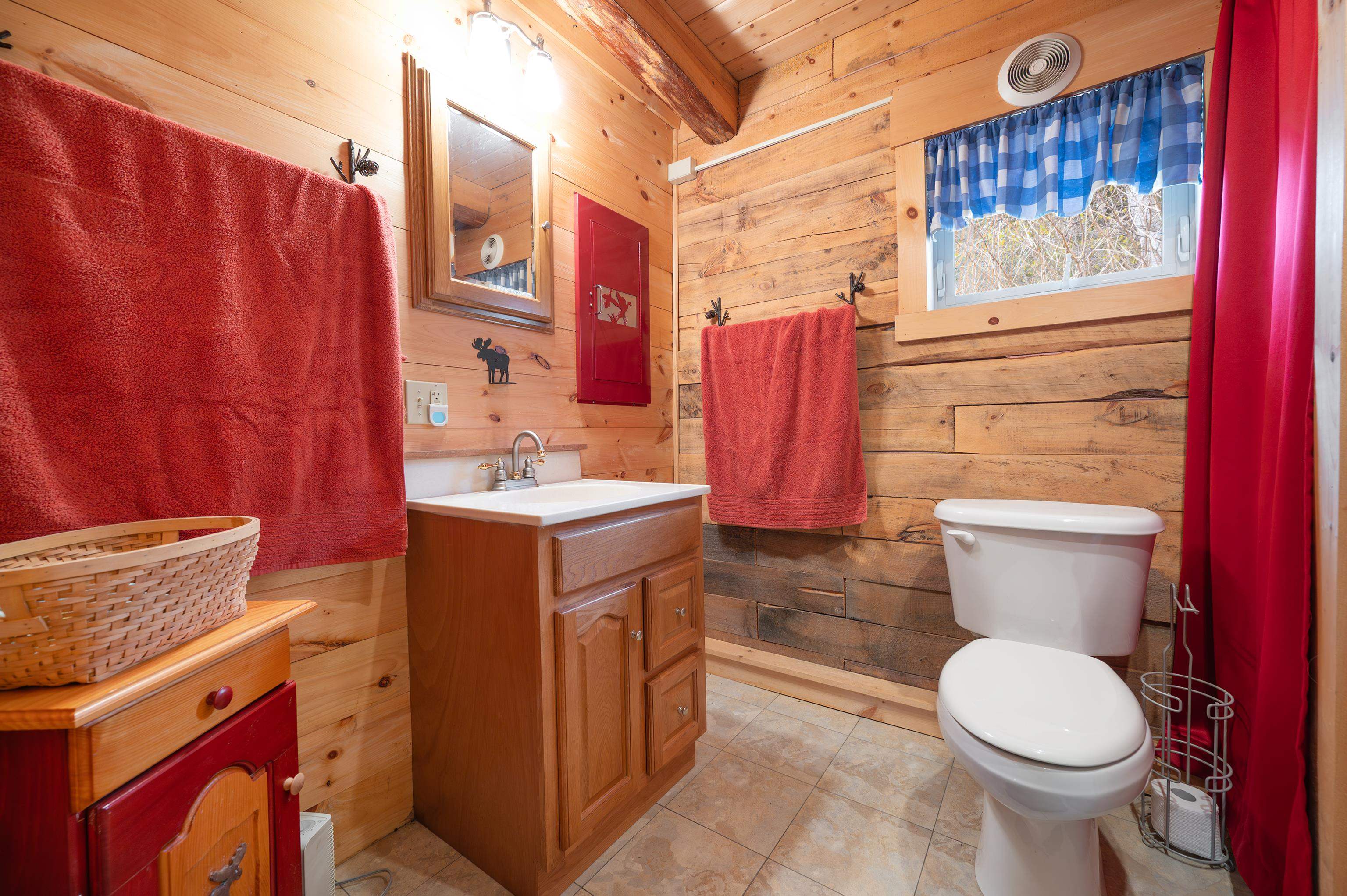 184 Ticklenaked Pond Road