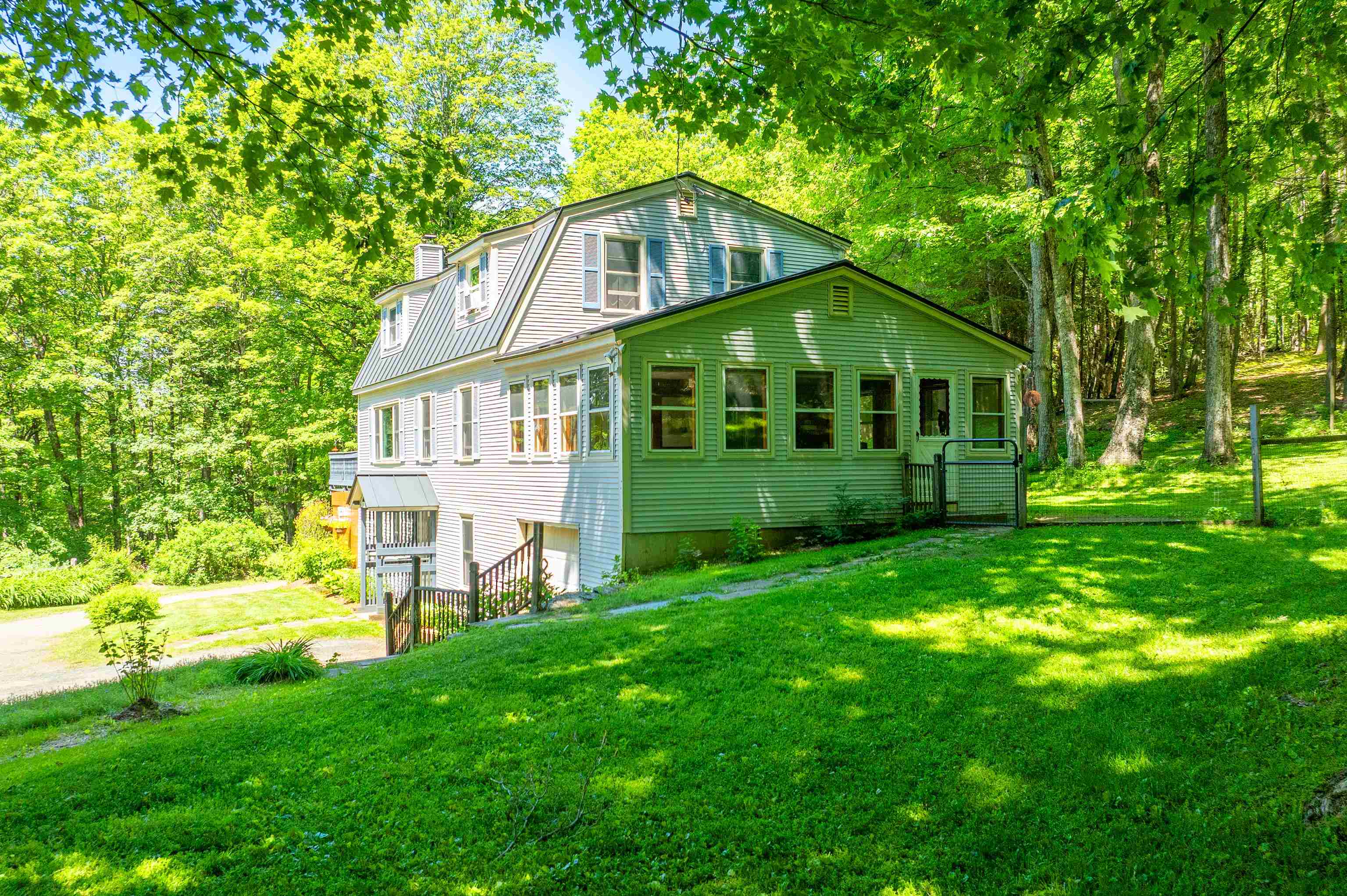 33 Merritt Road