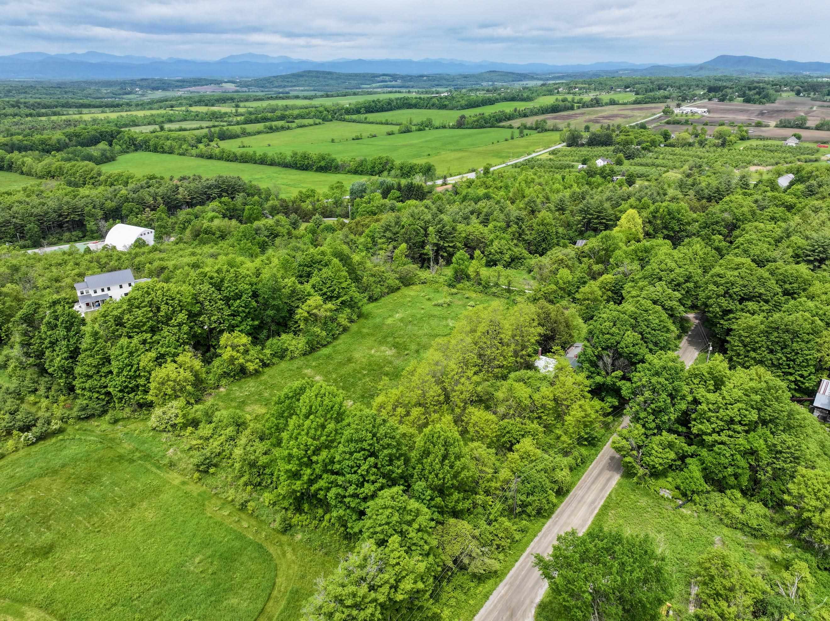 1519 Delong Road