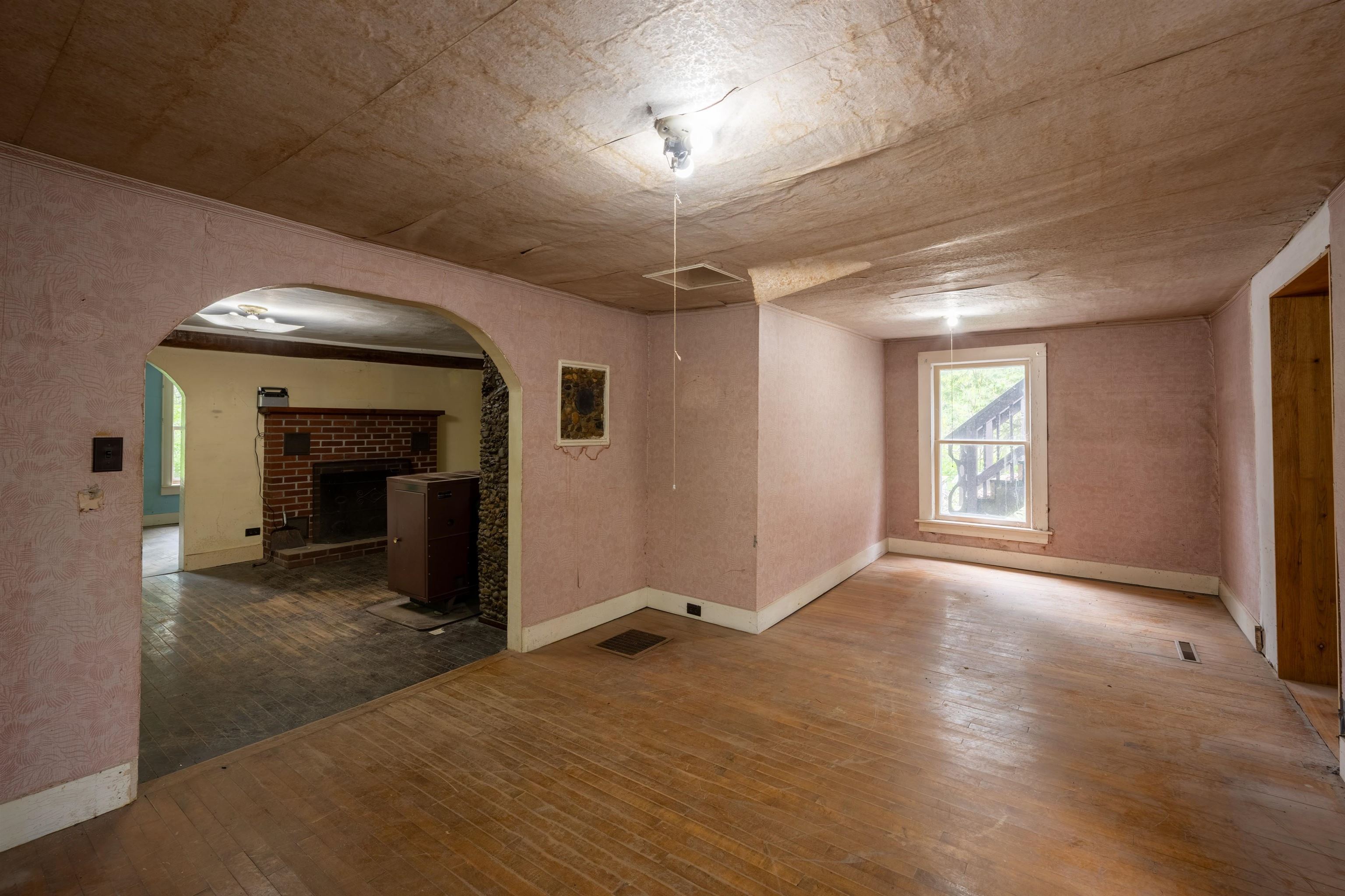 1519 Delong Road