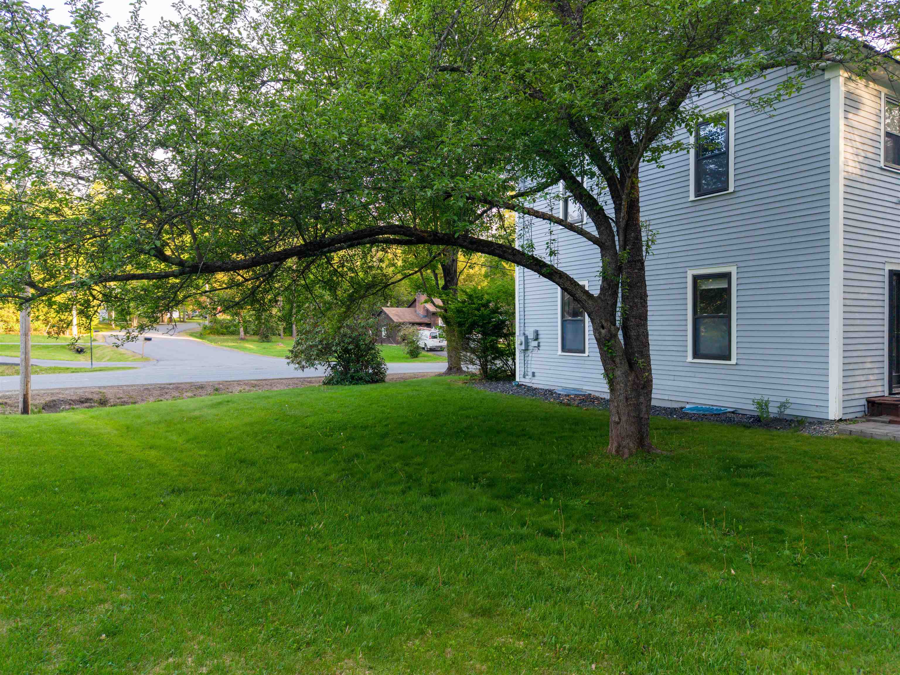 52 Ledgewood Road