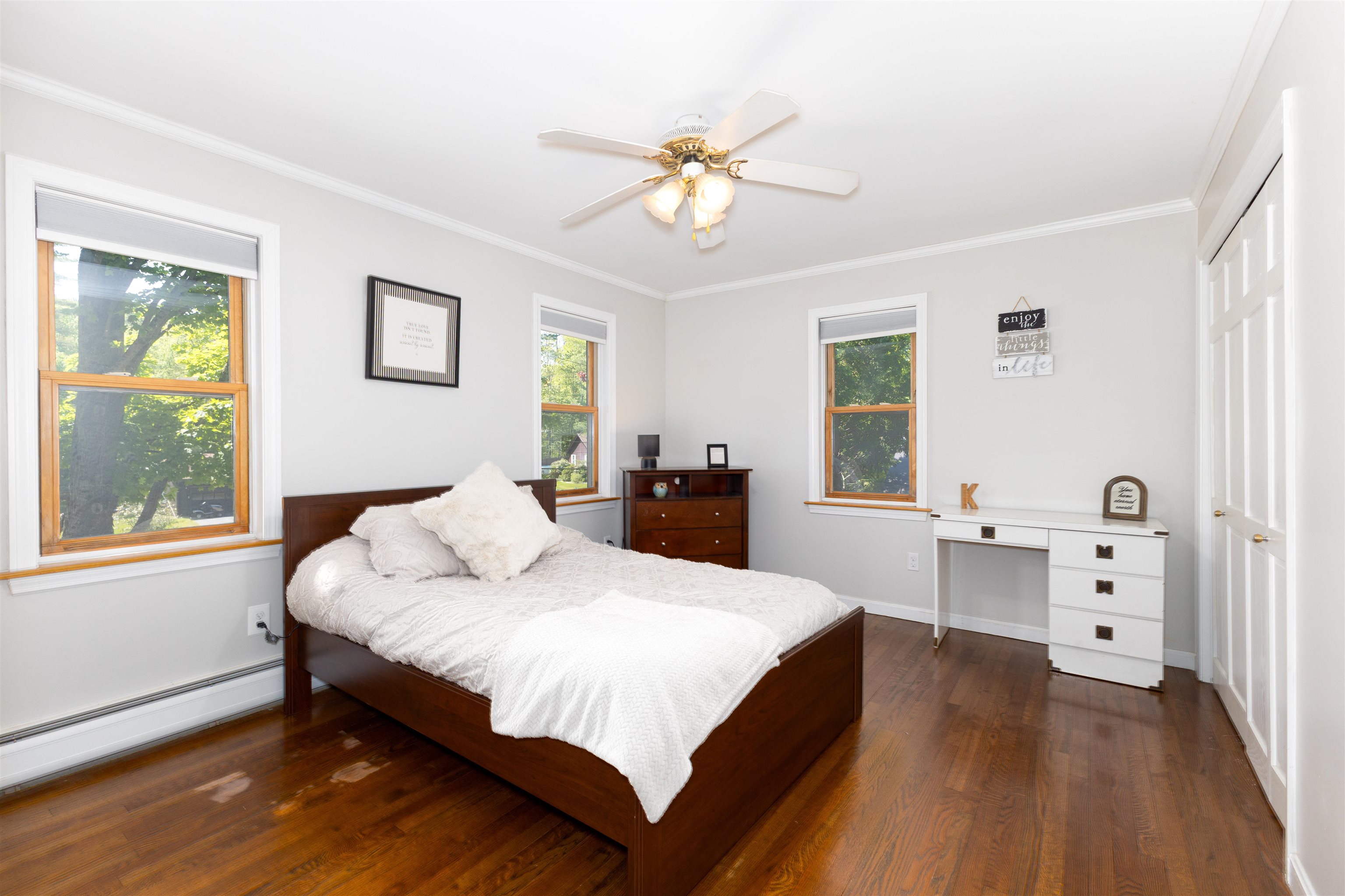 52 Ledgewood Road