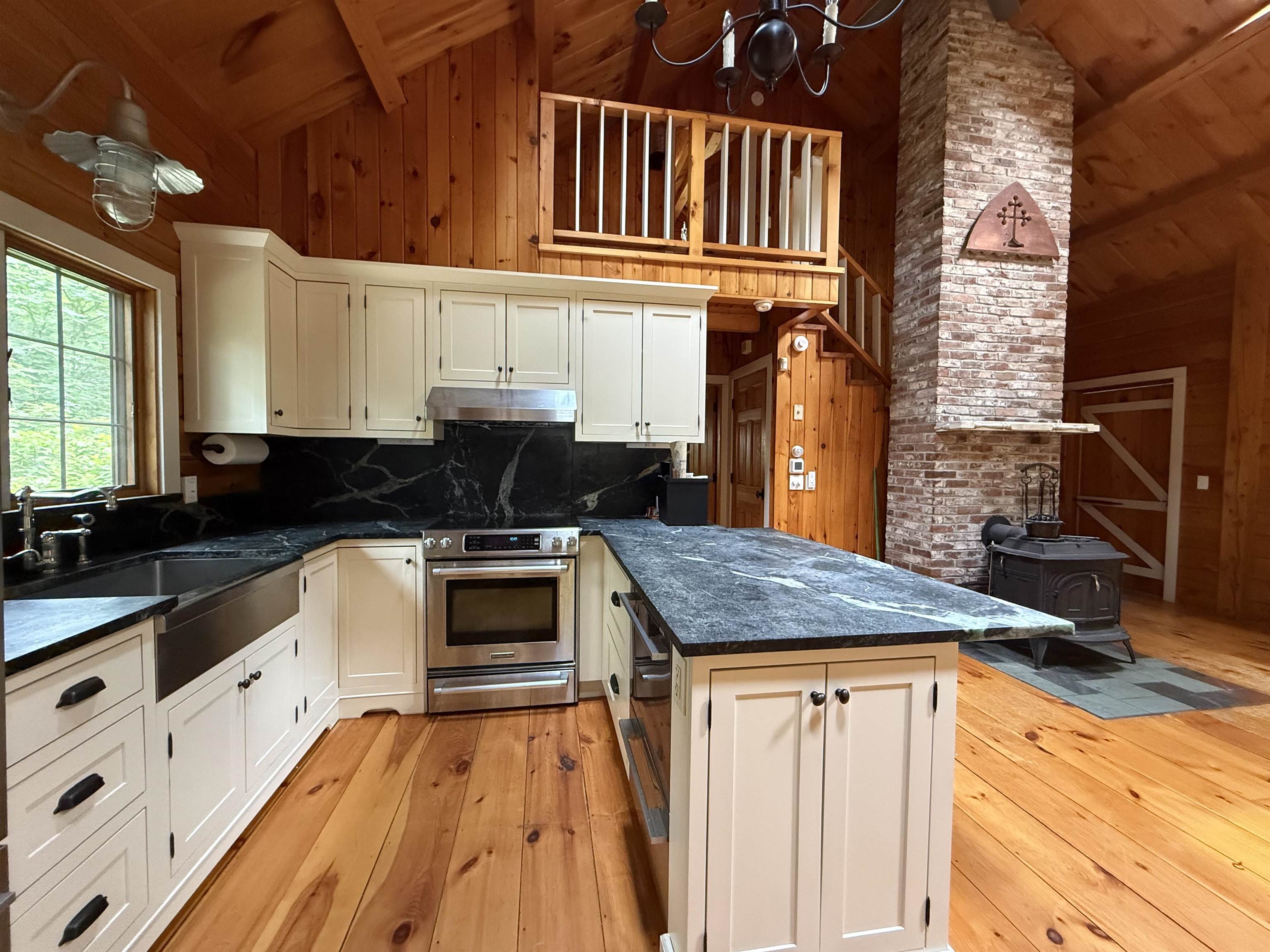 38 Old Jaffrey Road