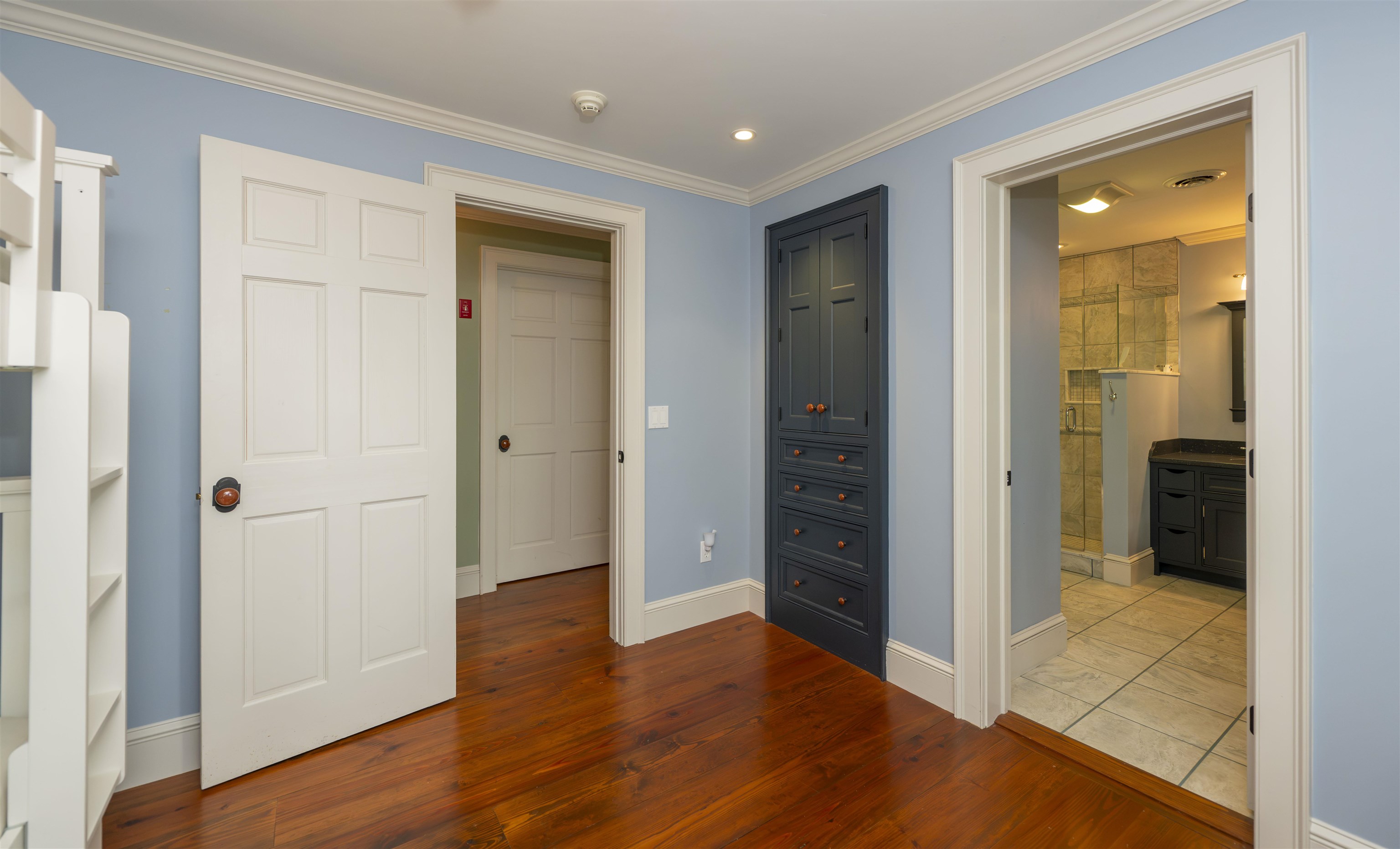 145 Stephen Day Lane