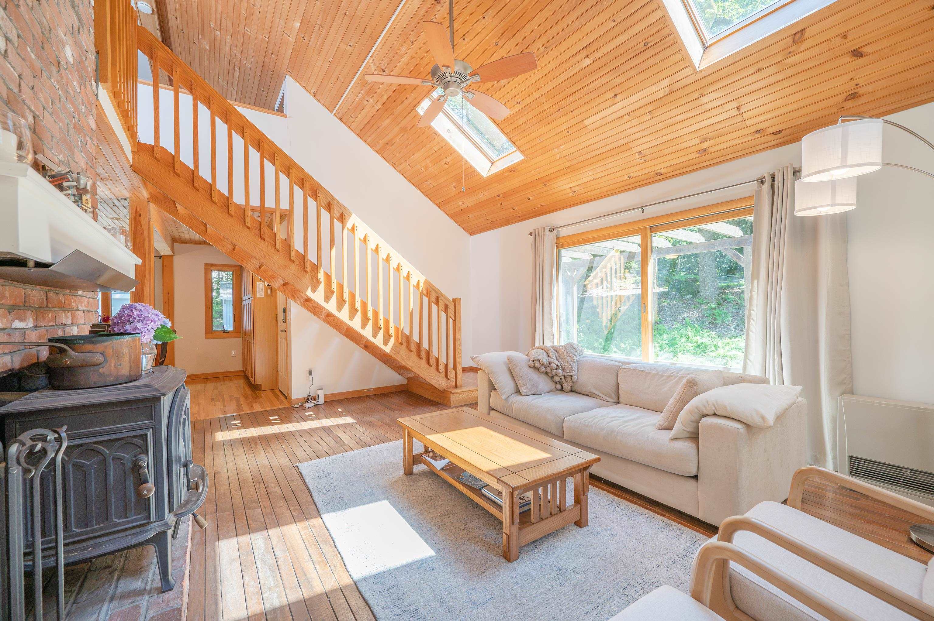 32 Highwood Way