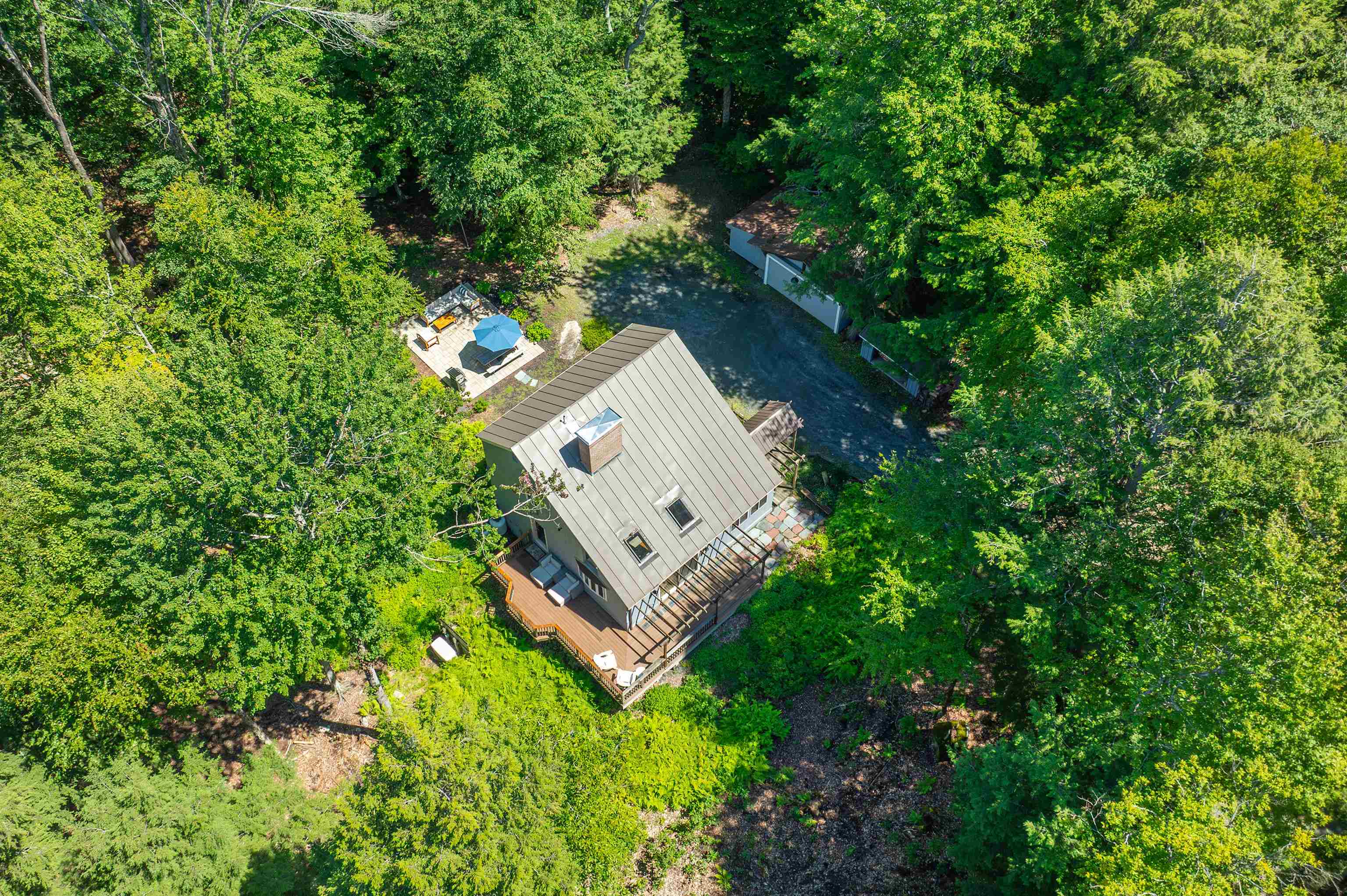 32 Highwood Way