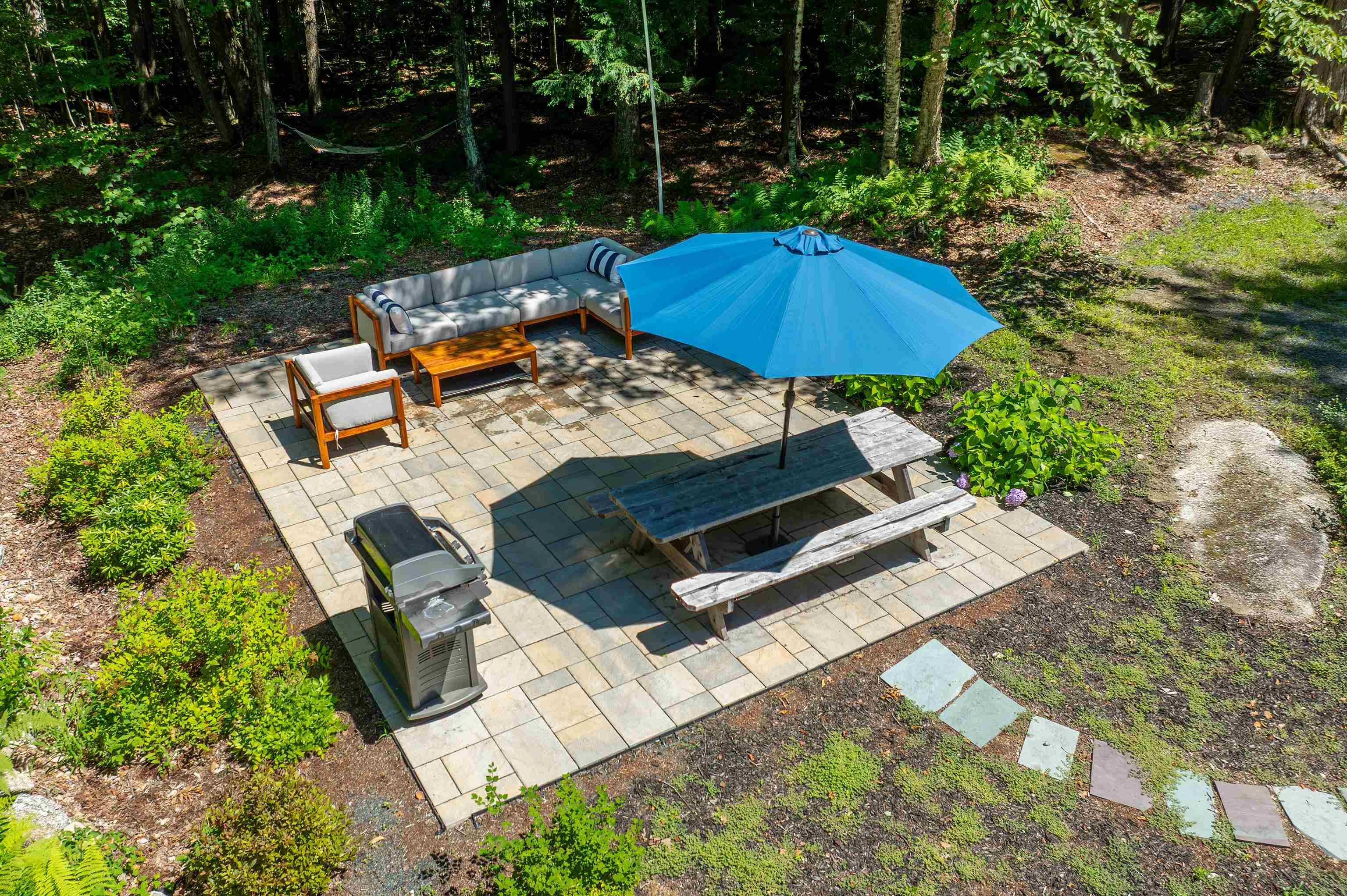 32 Highwood Way