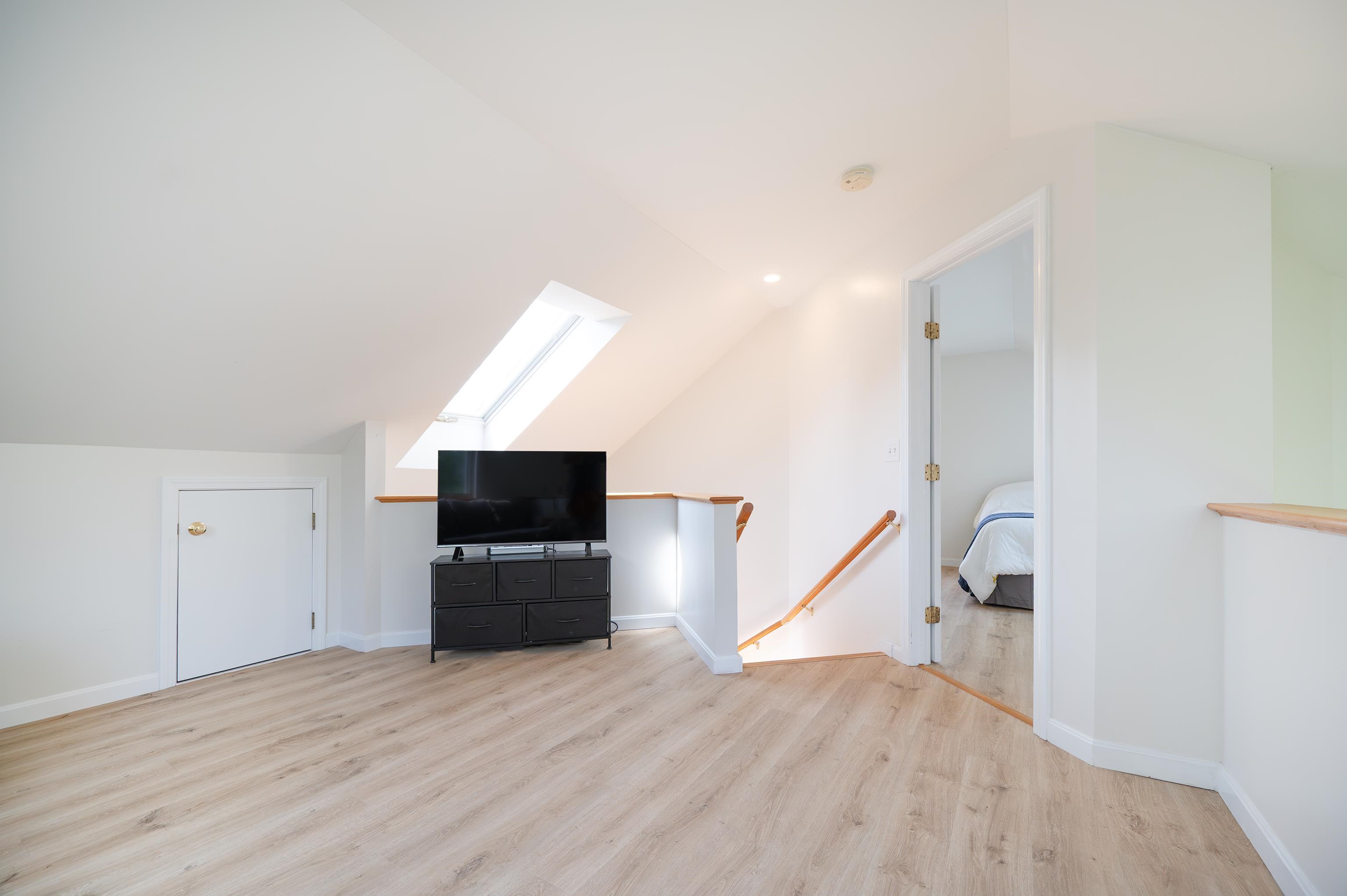 1 Cottage Court
