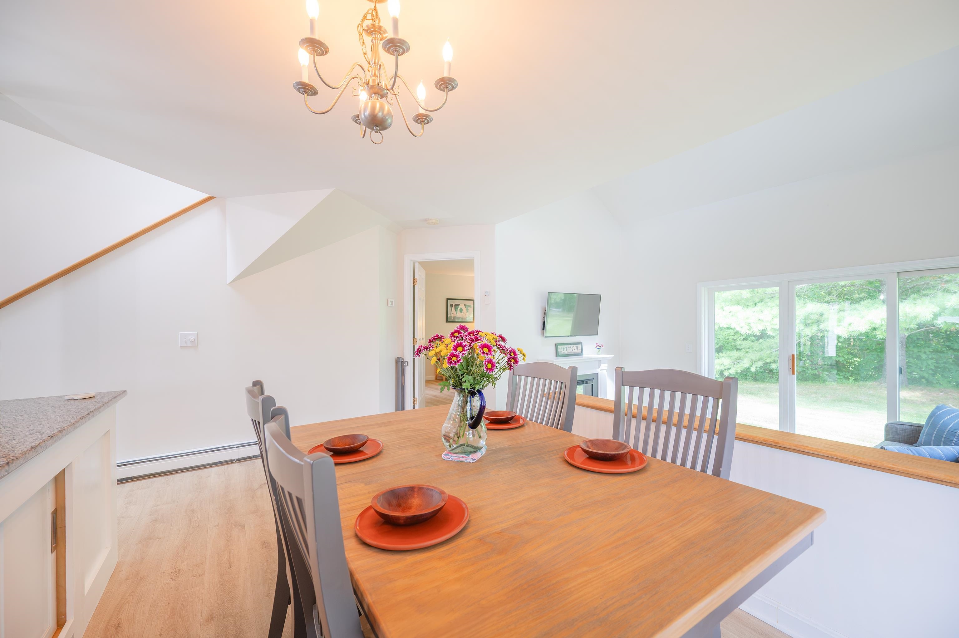 1 Cottage Court