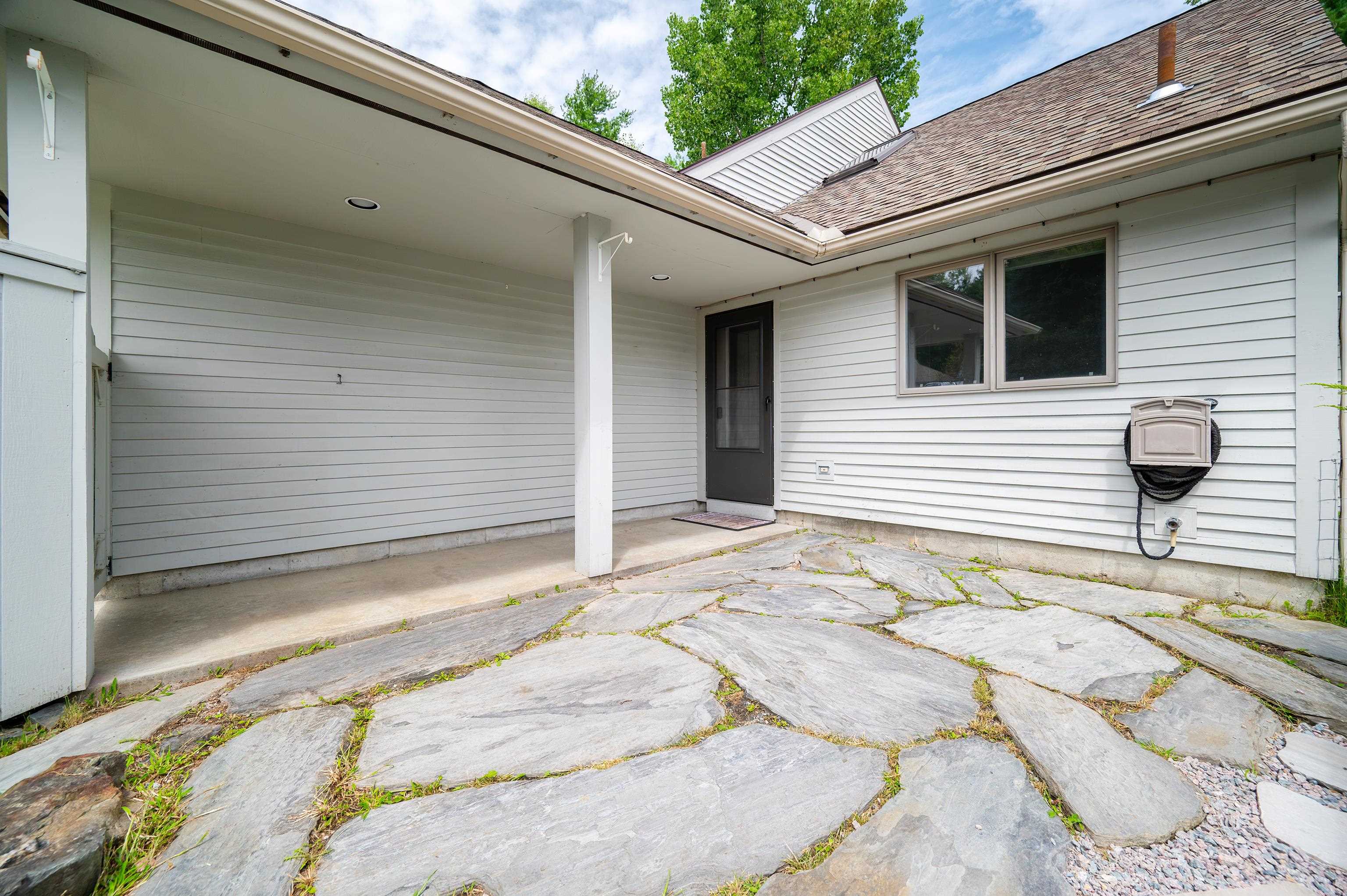 1 Cottage Court