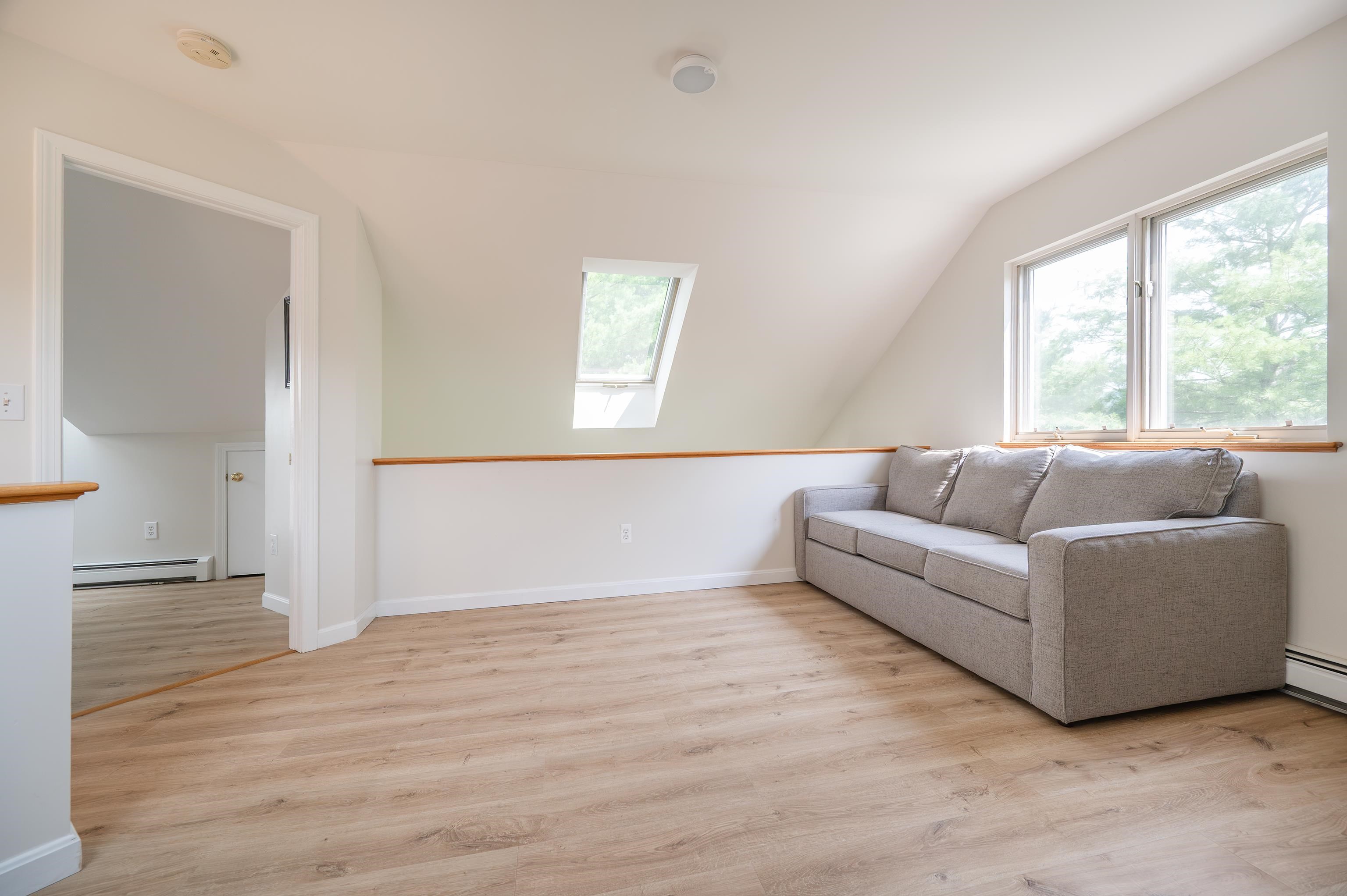 1 Cottage Court