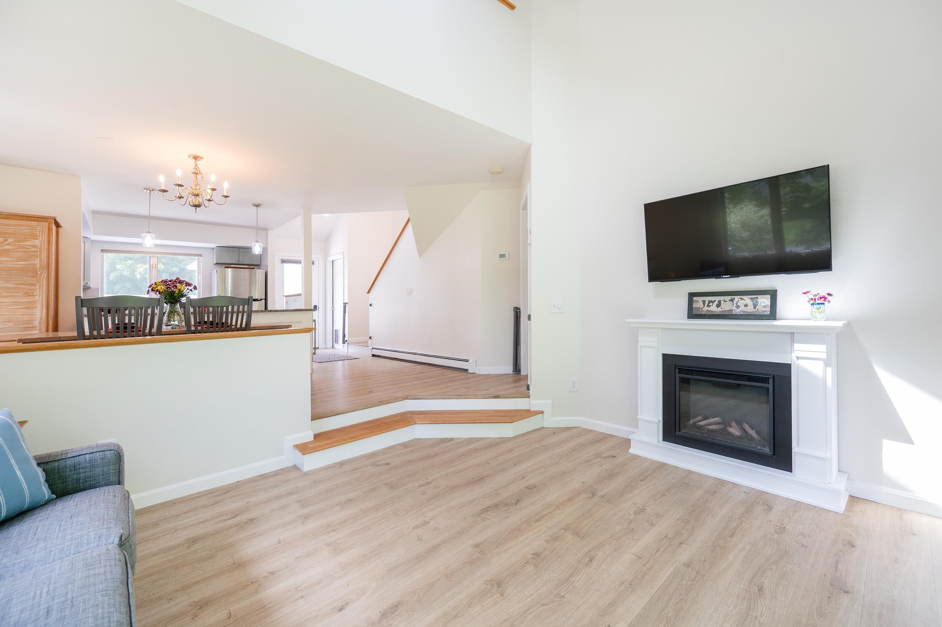 1 Cottage Court