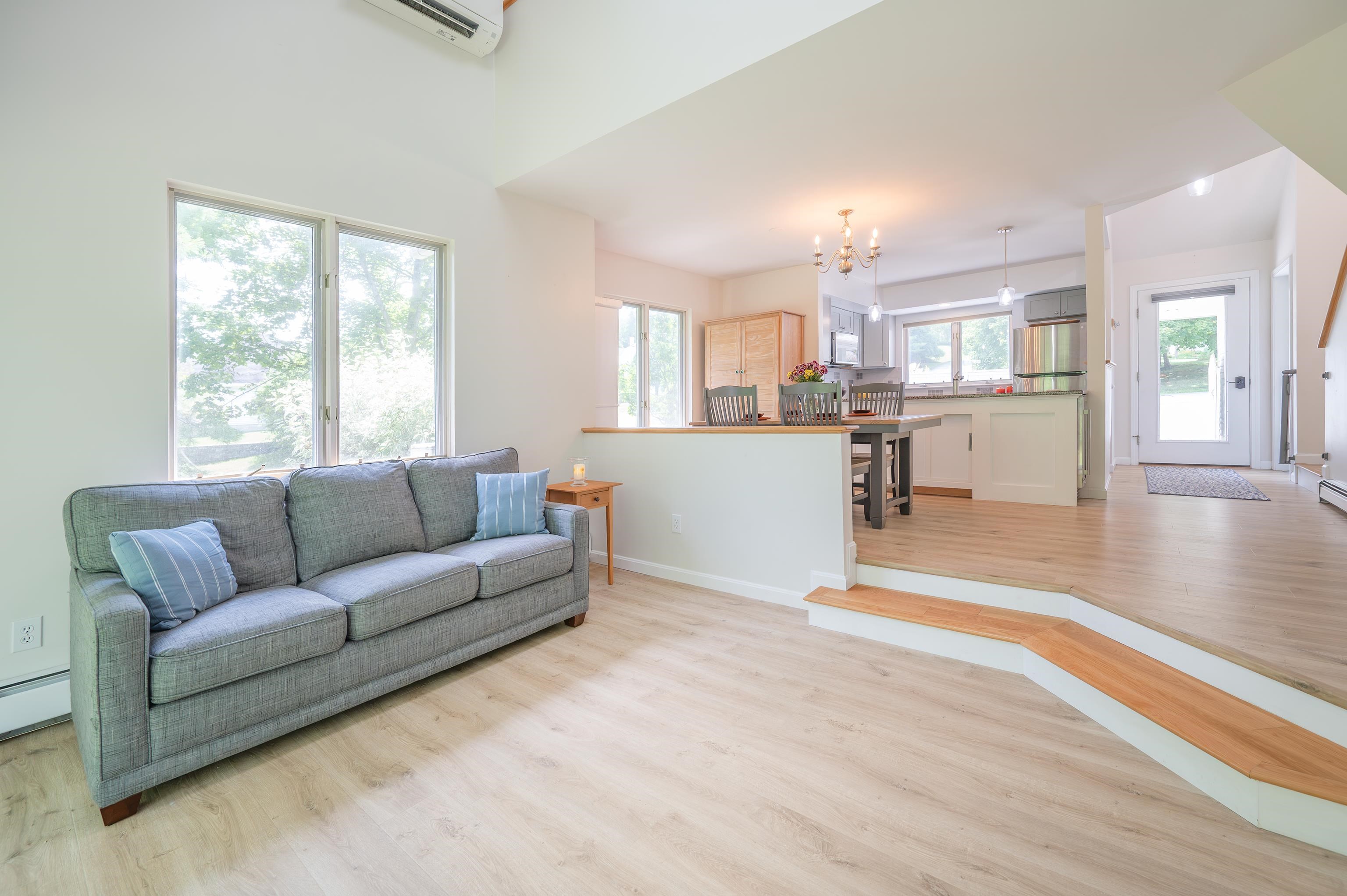 1 Cottage Court