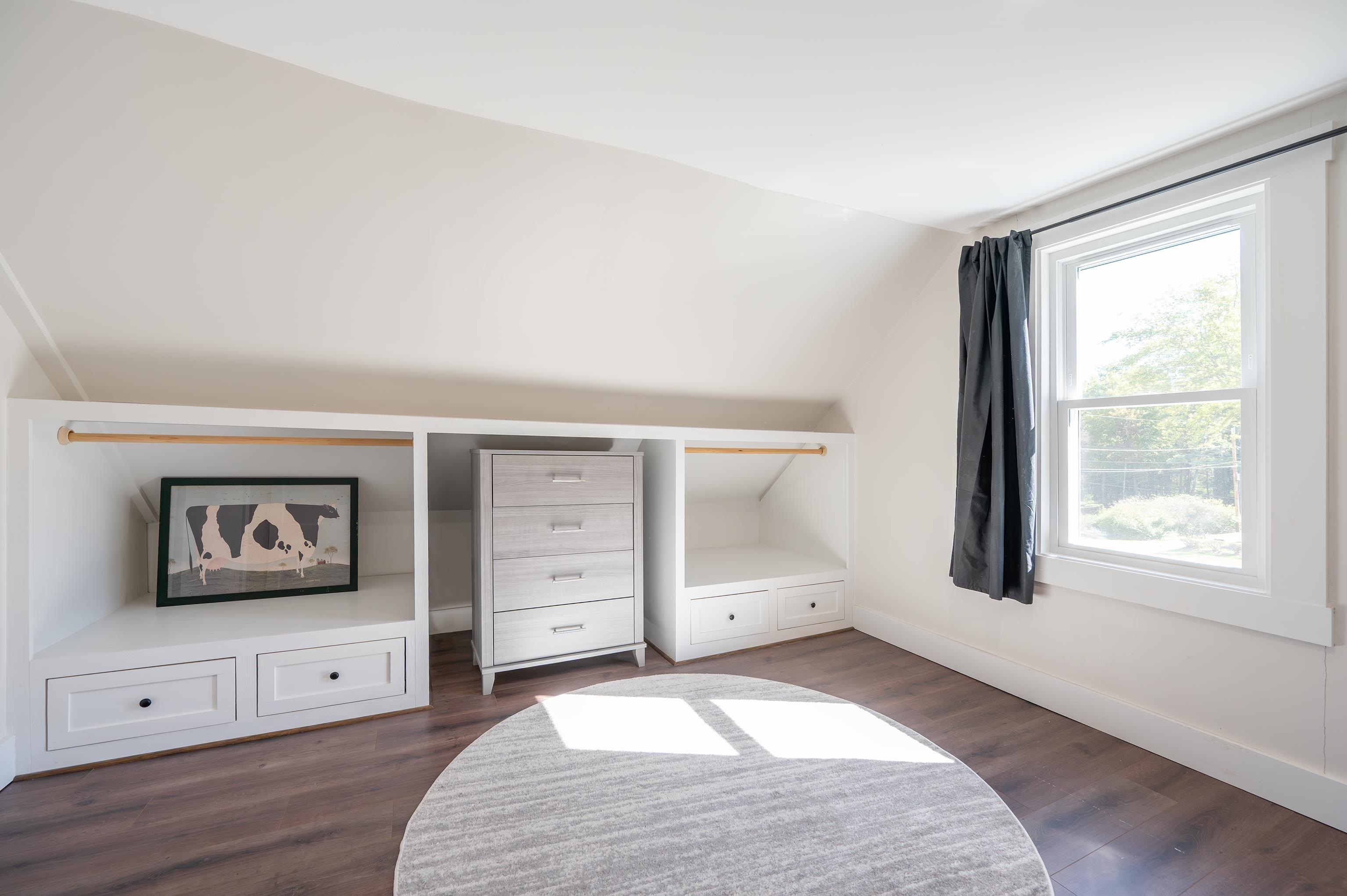 128 Weston Heights