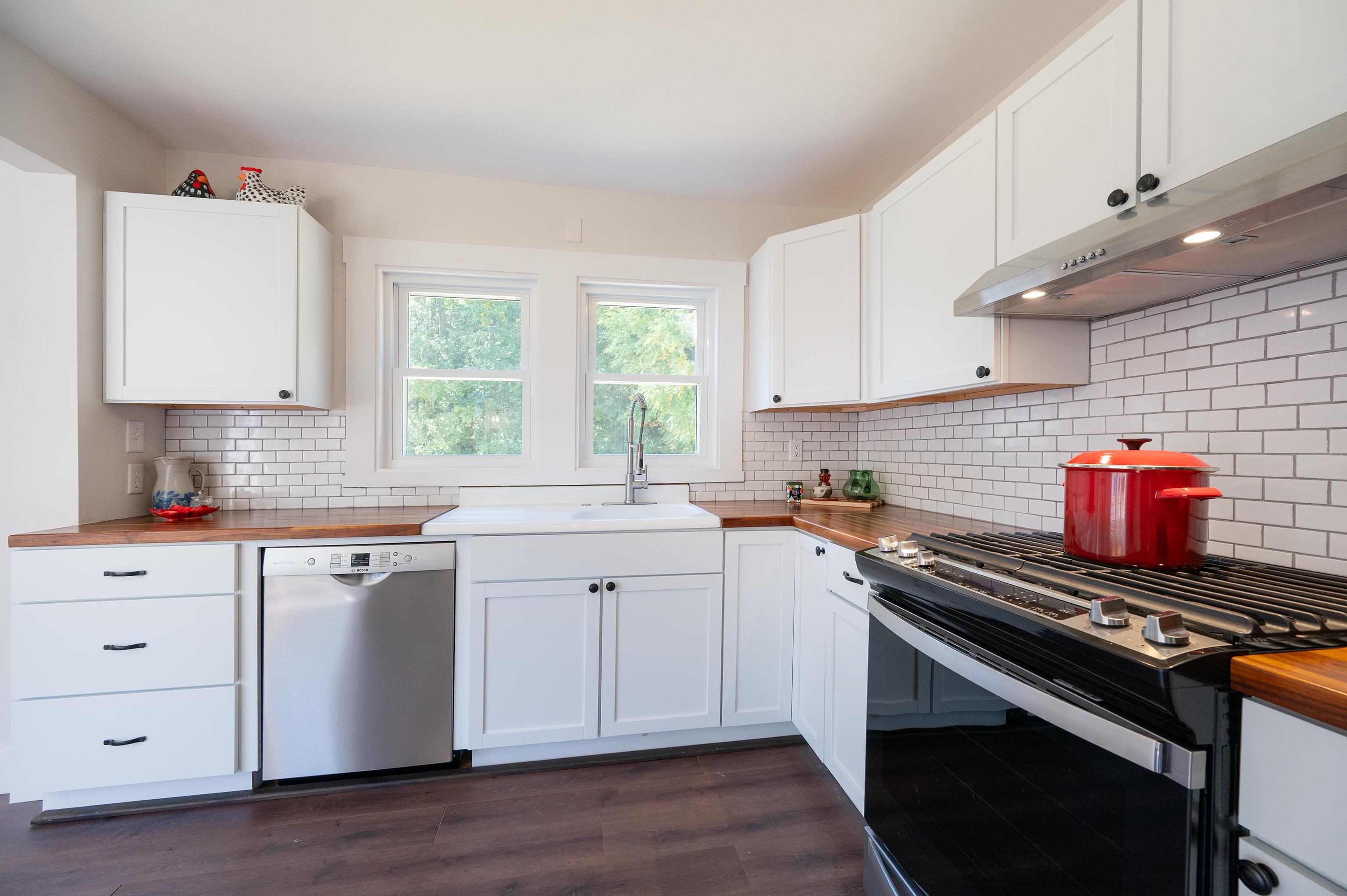 128 Weston Heights