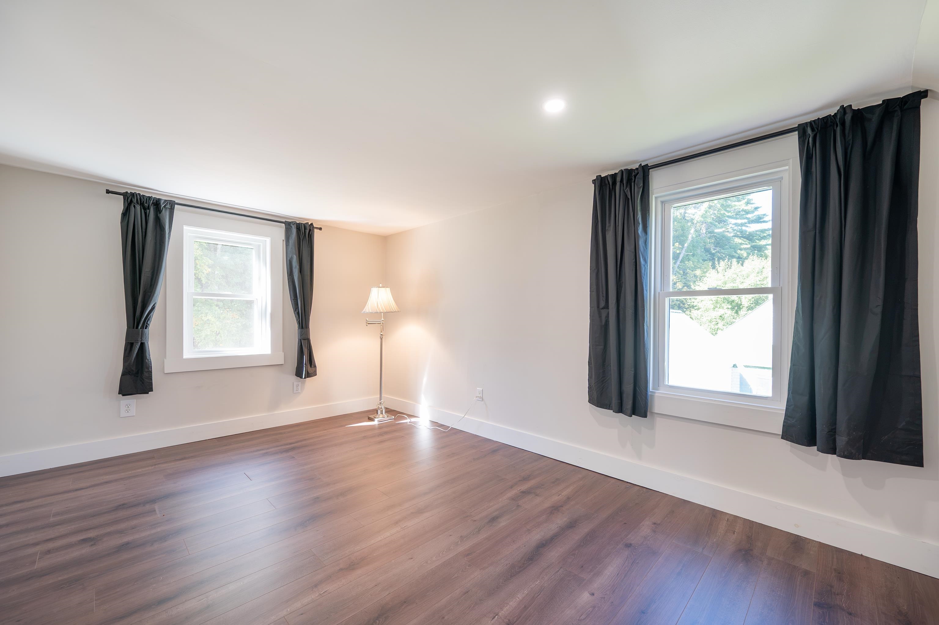 128 Weston Heights