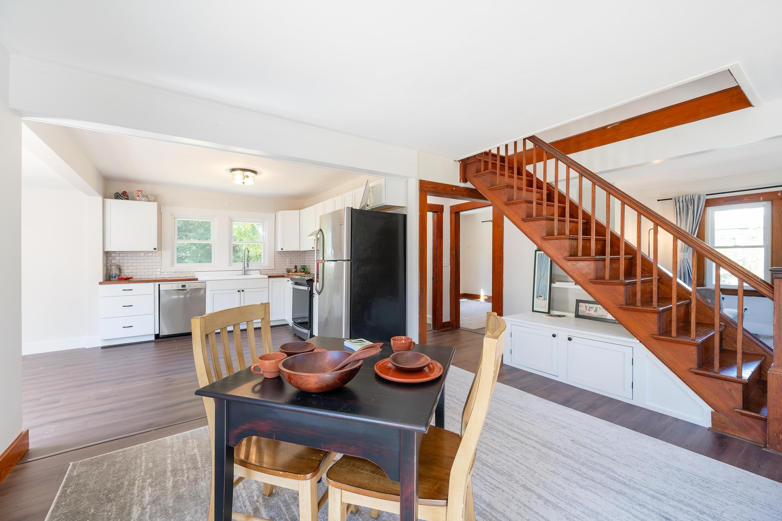 128 Weston Heights