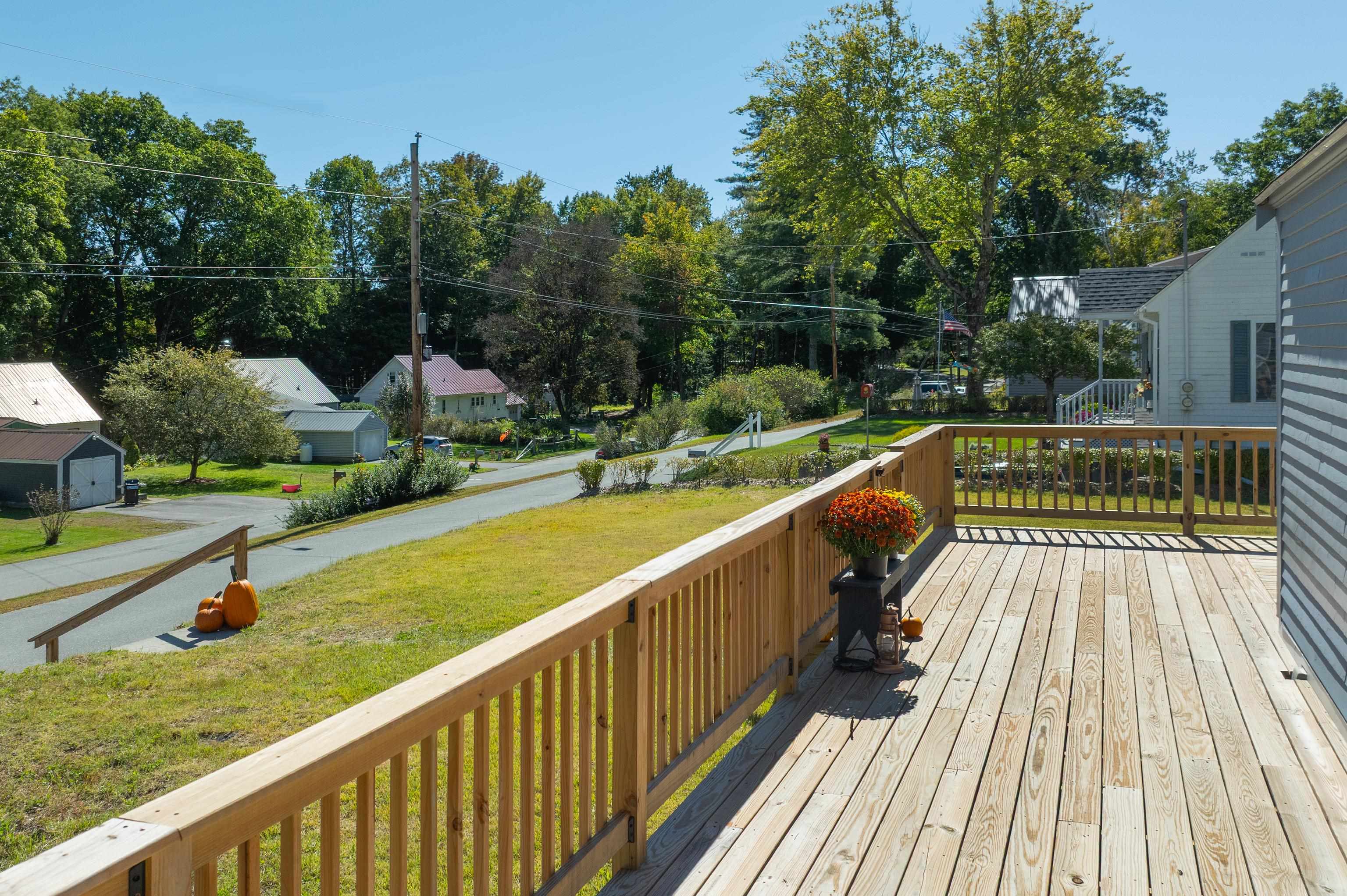 128 Weston Heights