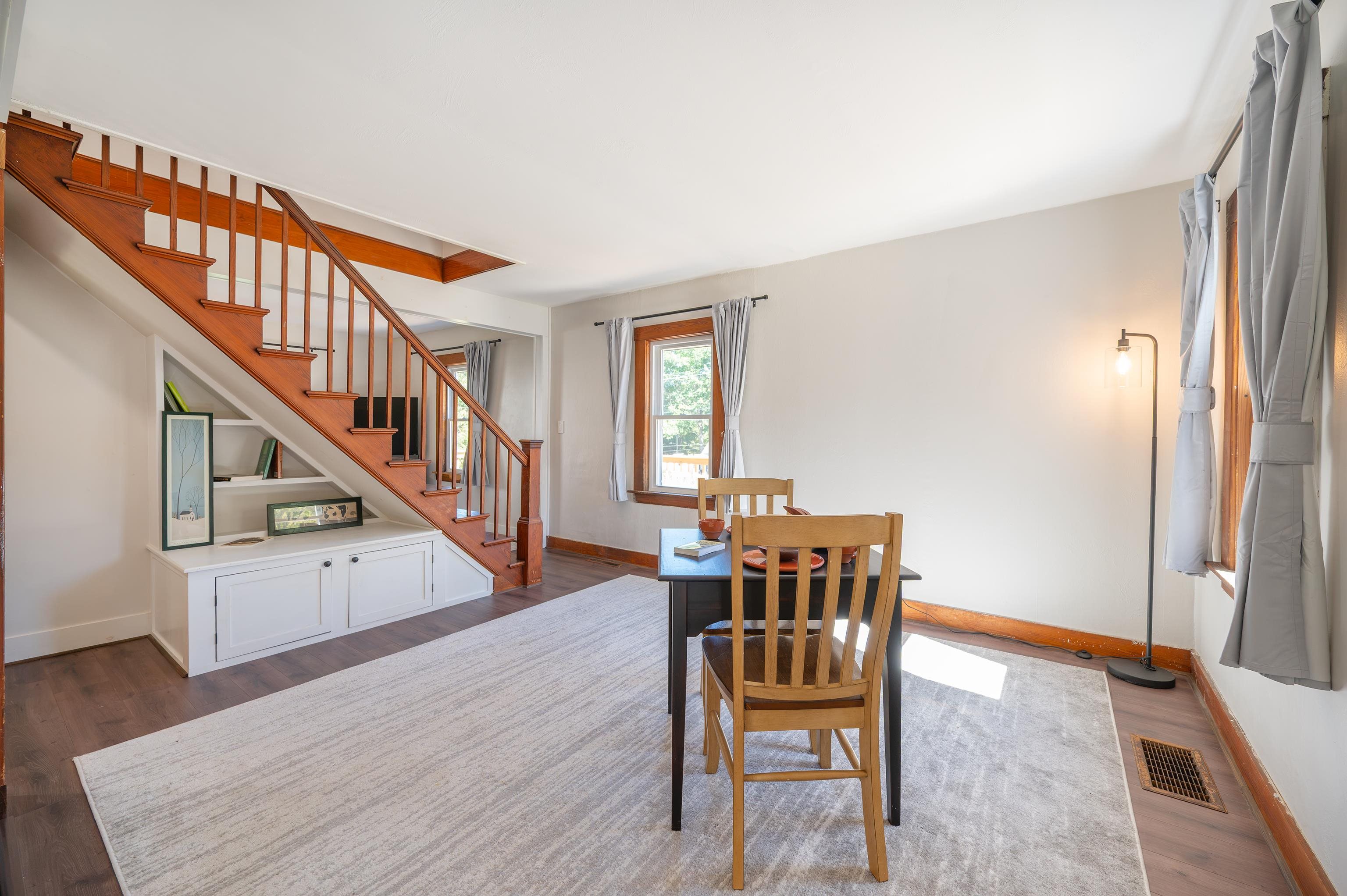128 Weston Heights