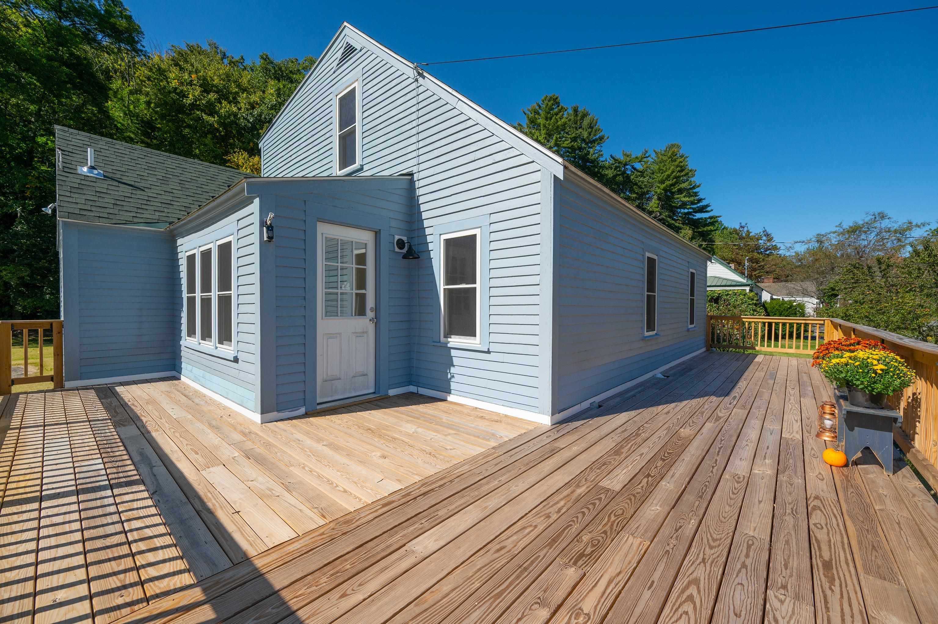 128 Weston Heights