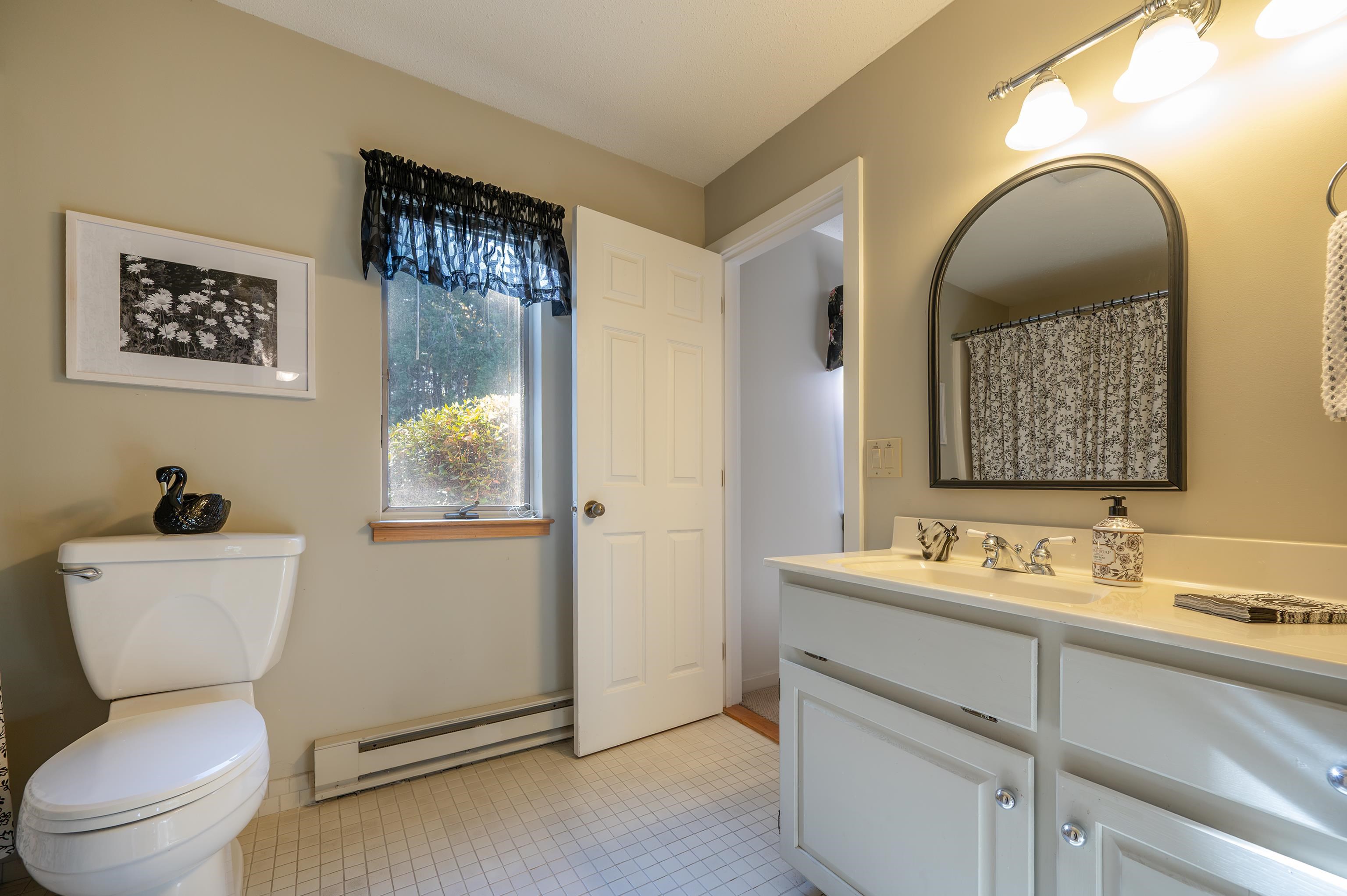 1140 Murphys Road Unit: 2B