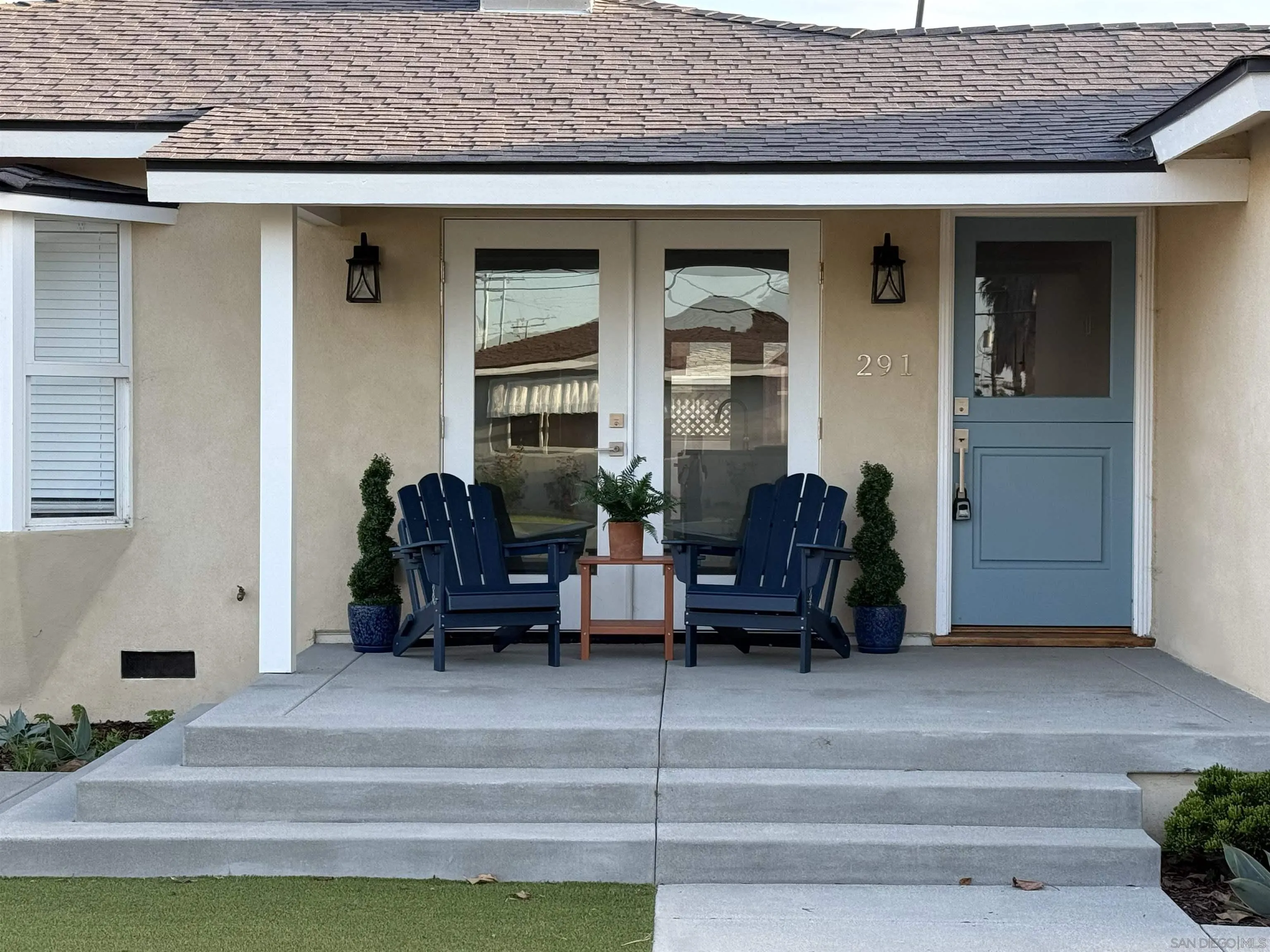 291 Ebony Avenue