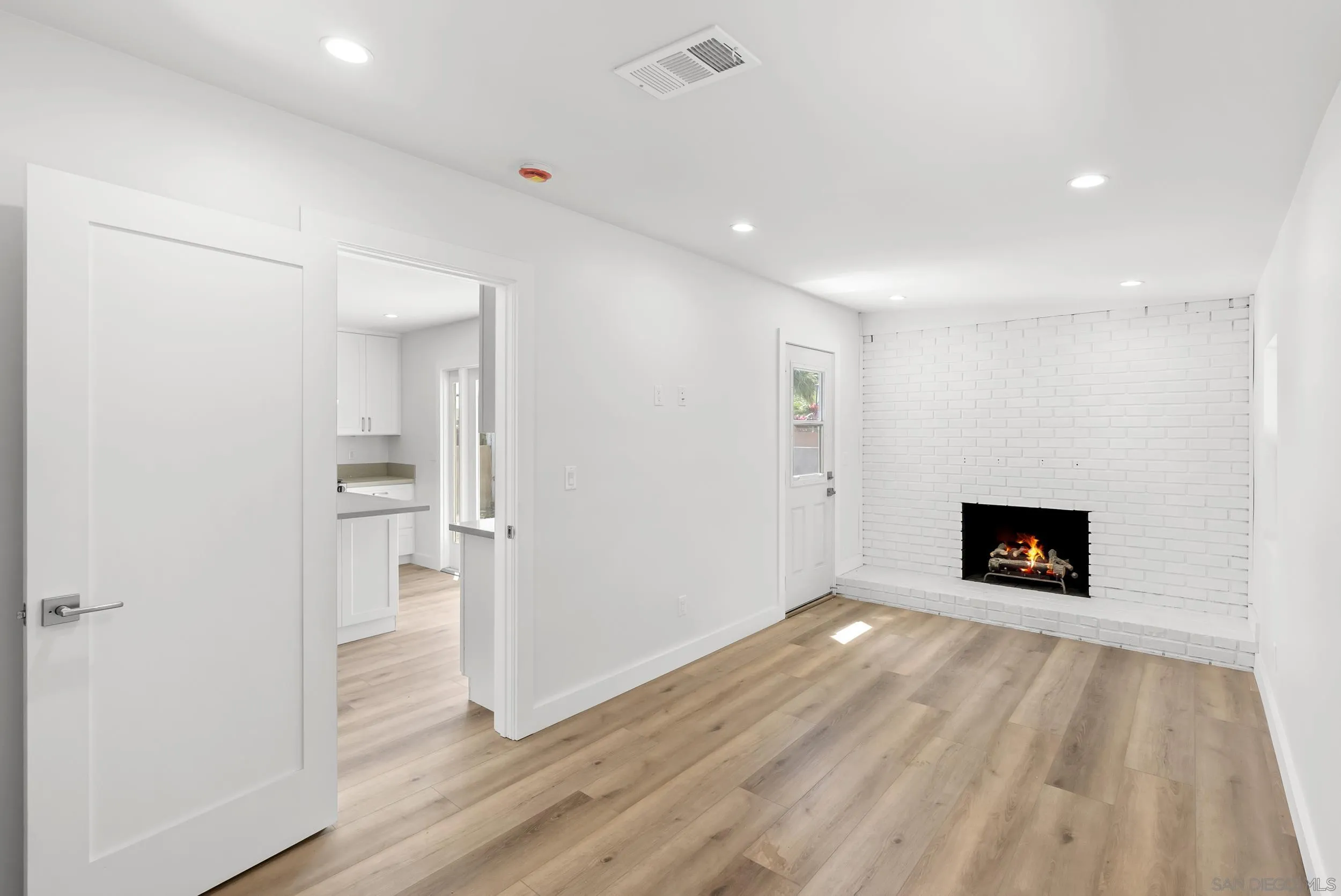 291 Ebony Avenue