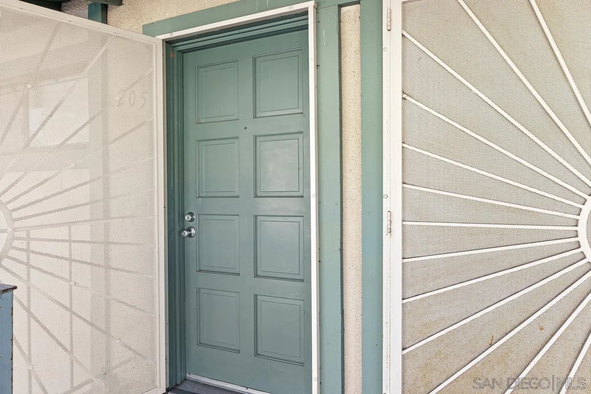 4647 Pico Street Unit 205