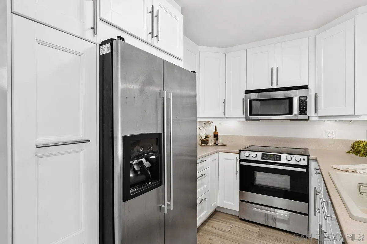 4647 Pico Street Unit 205