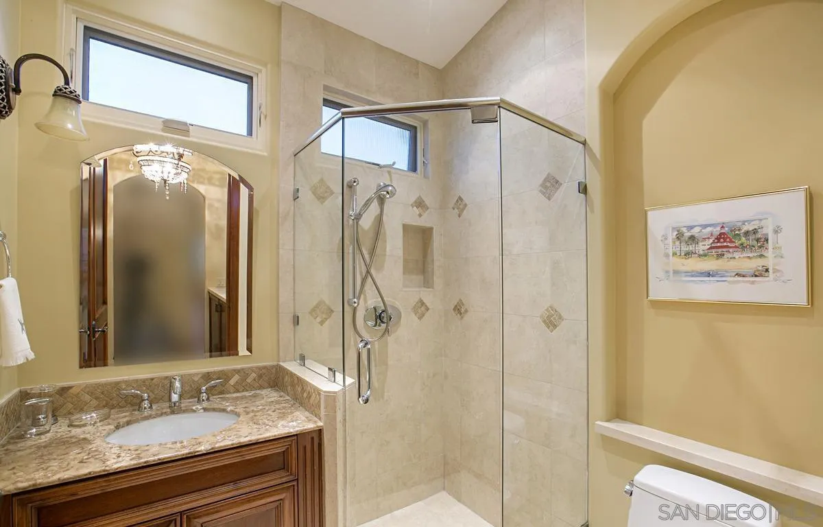 1150 Pine St, Coronado