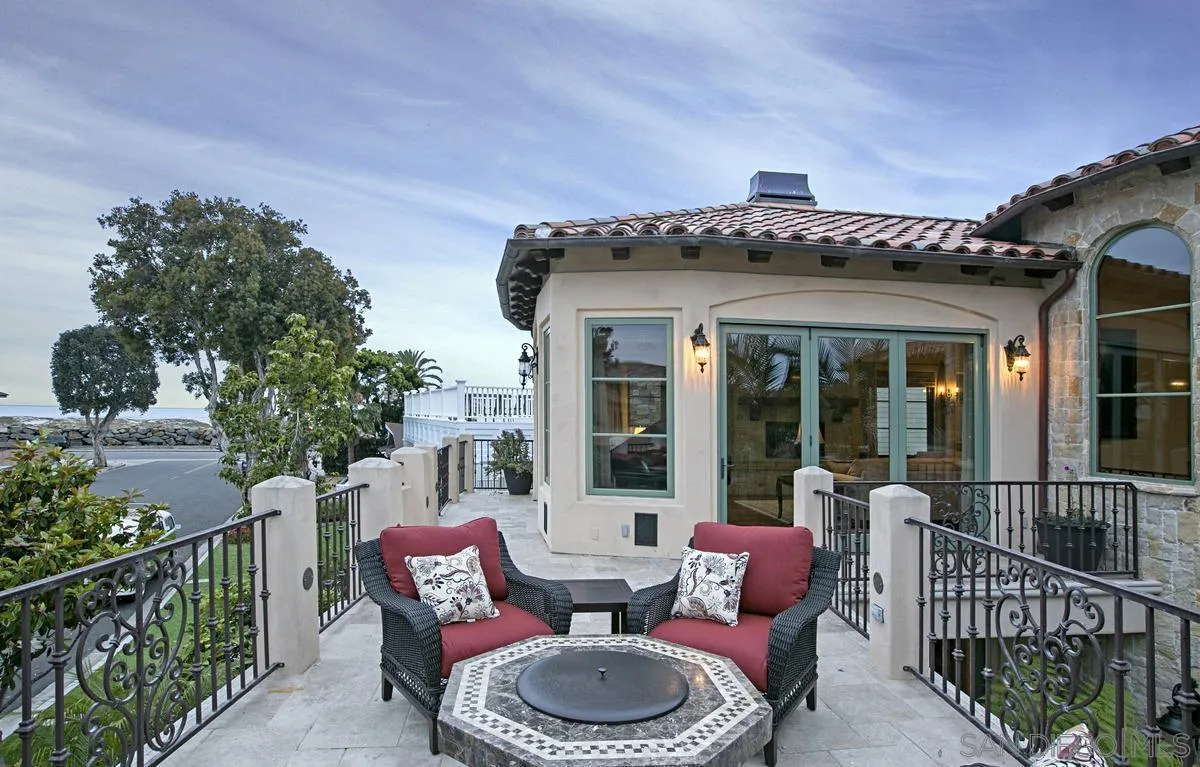 1150 Pine St, Coronado