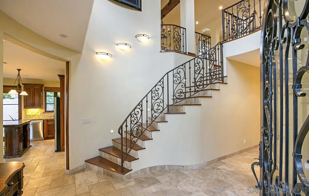 1150 Pine St, Coronado