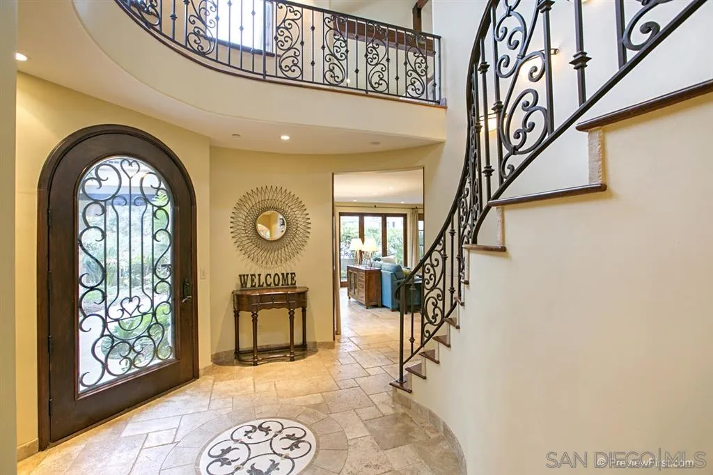 1150 Pine St, Coronado