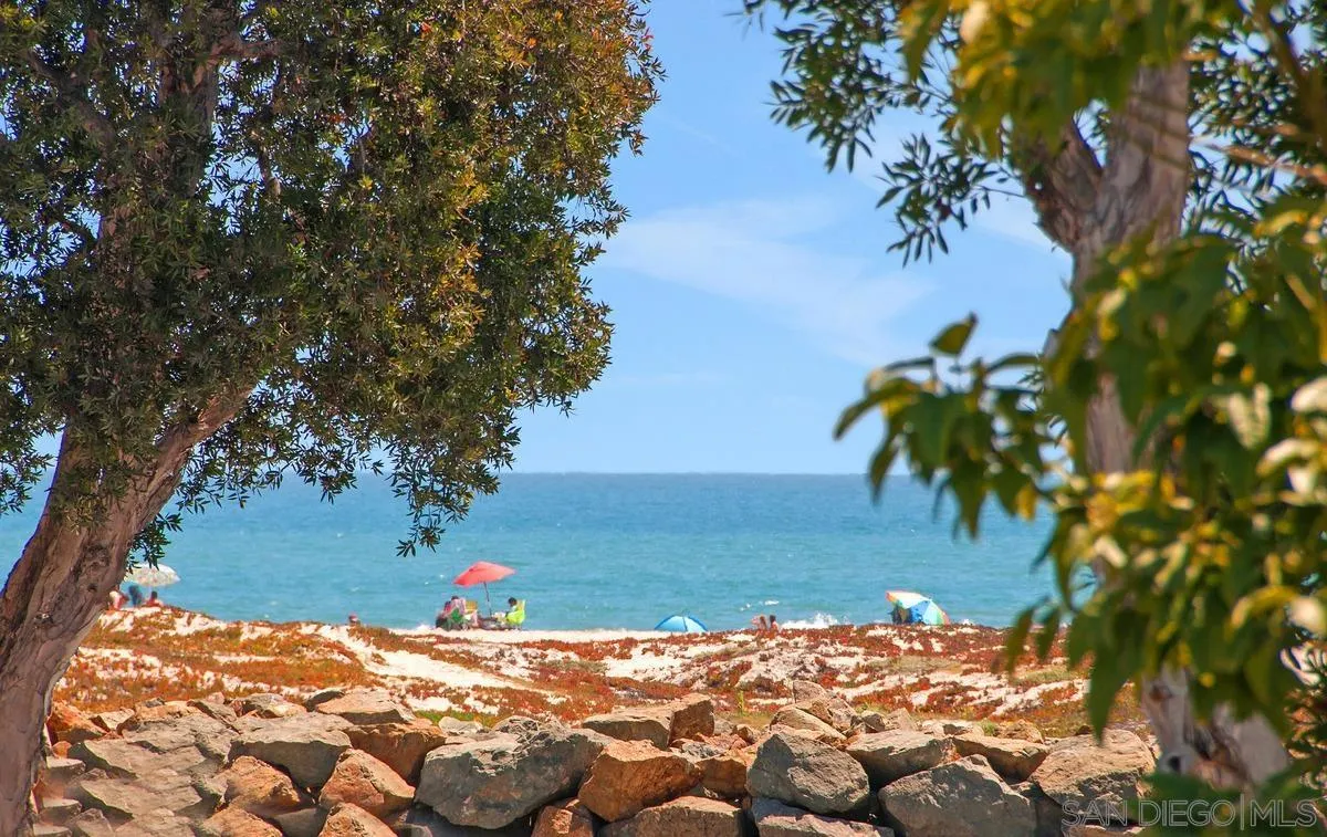 1150 Pine St, Coronado