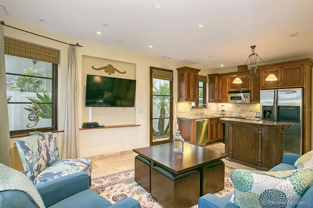 1150 Pine St, Coronado