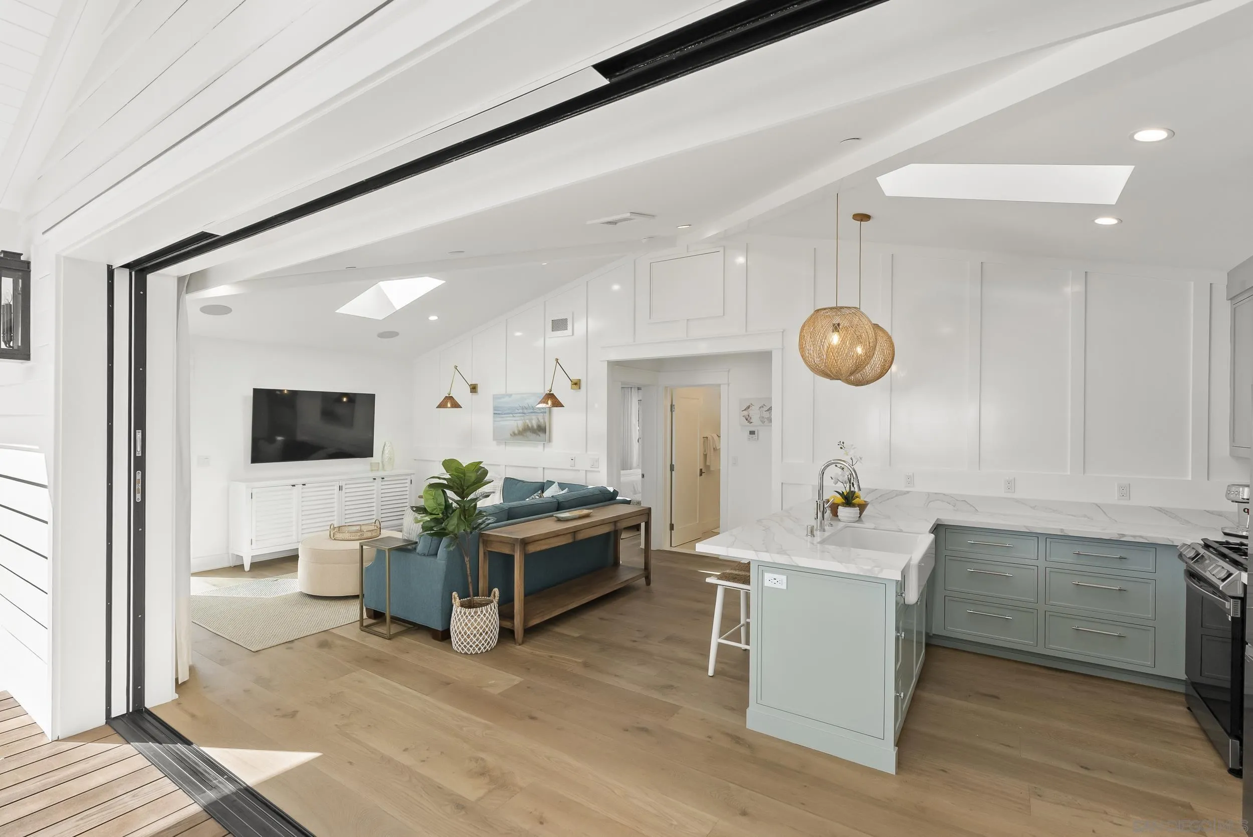 1057 Ocean Blvd, Coronado