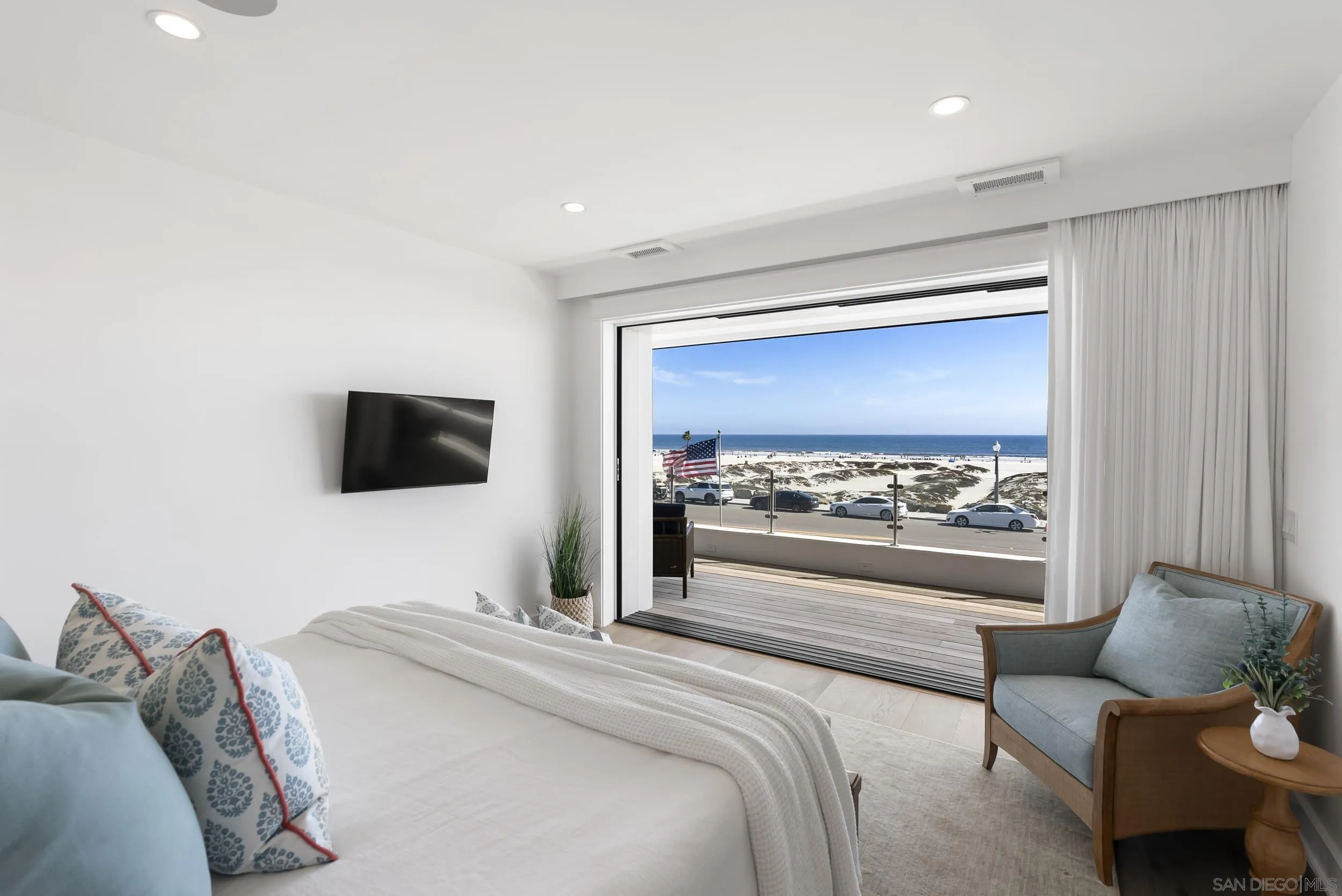 1057 Ocean Blvd, Coronado